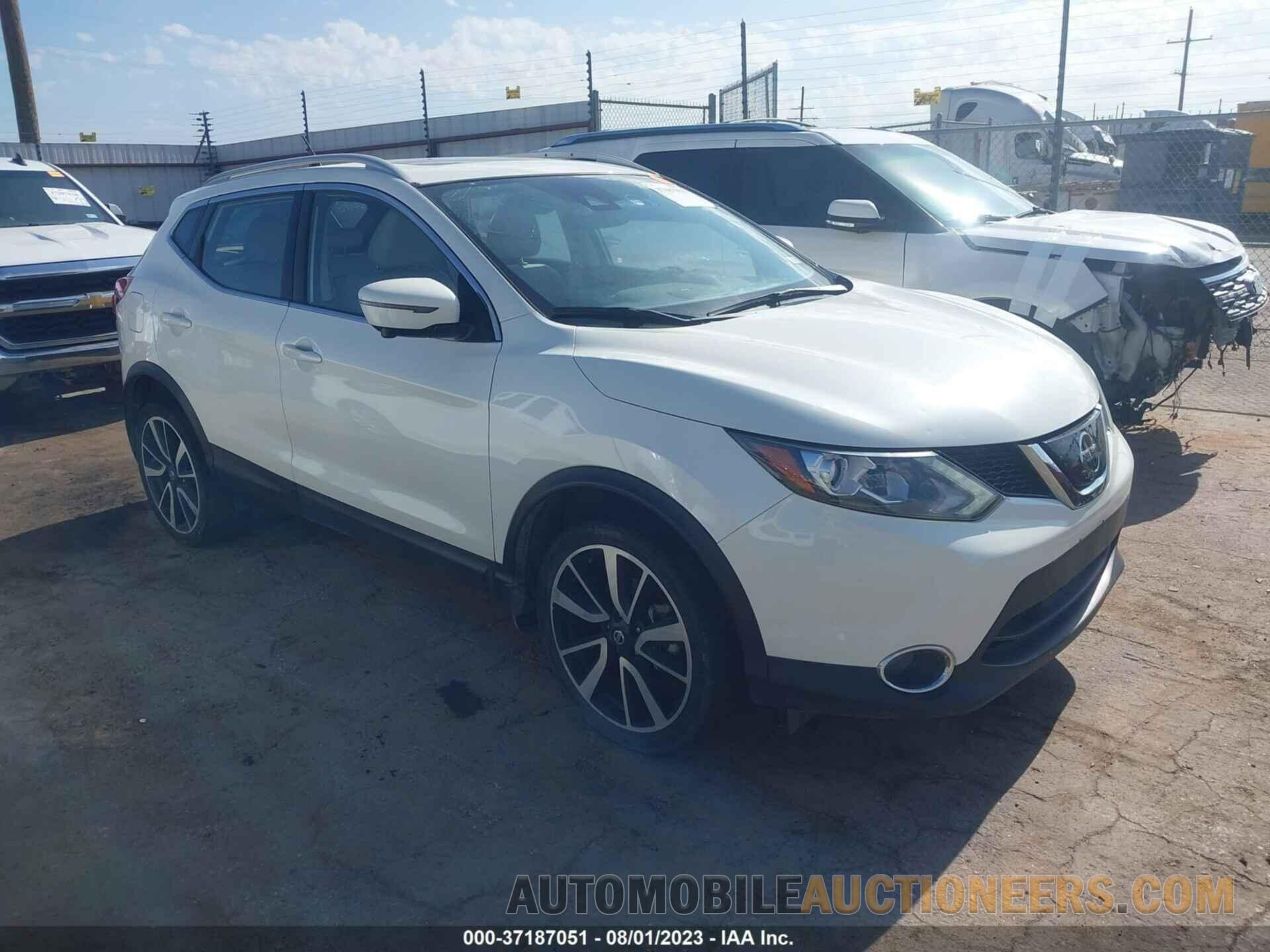 JN1BJ1CP8KW218324 NISSAN ROGUE SPORT 2019