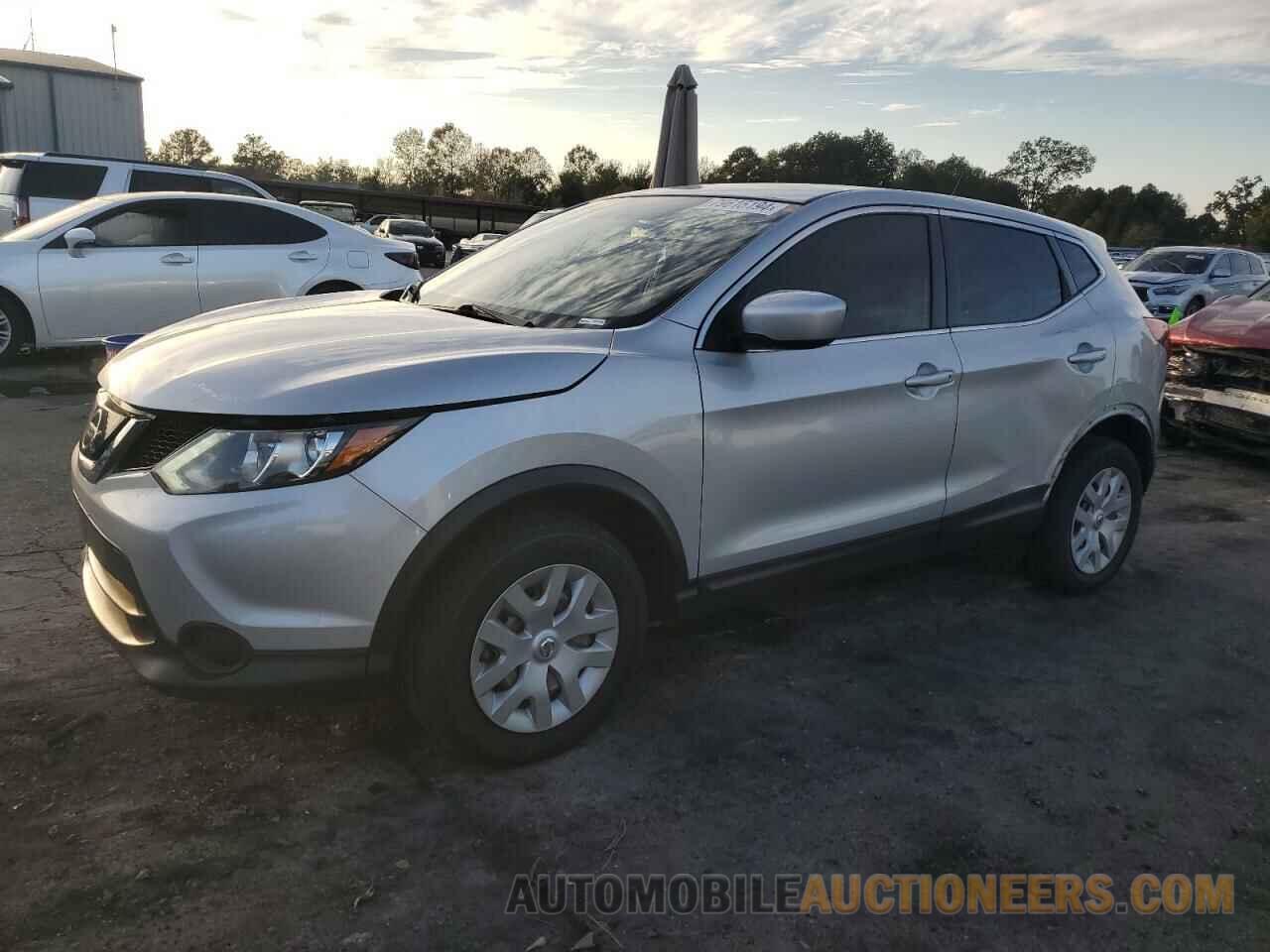 JN1BJ1CP8KW520275 NISSAN ROGUE 2019