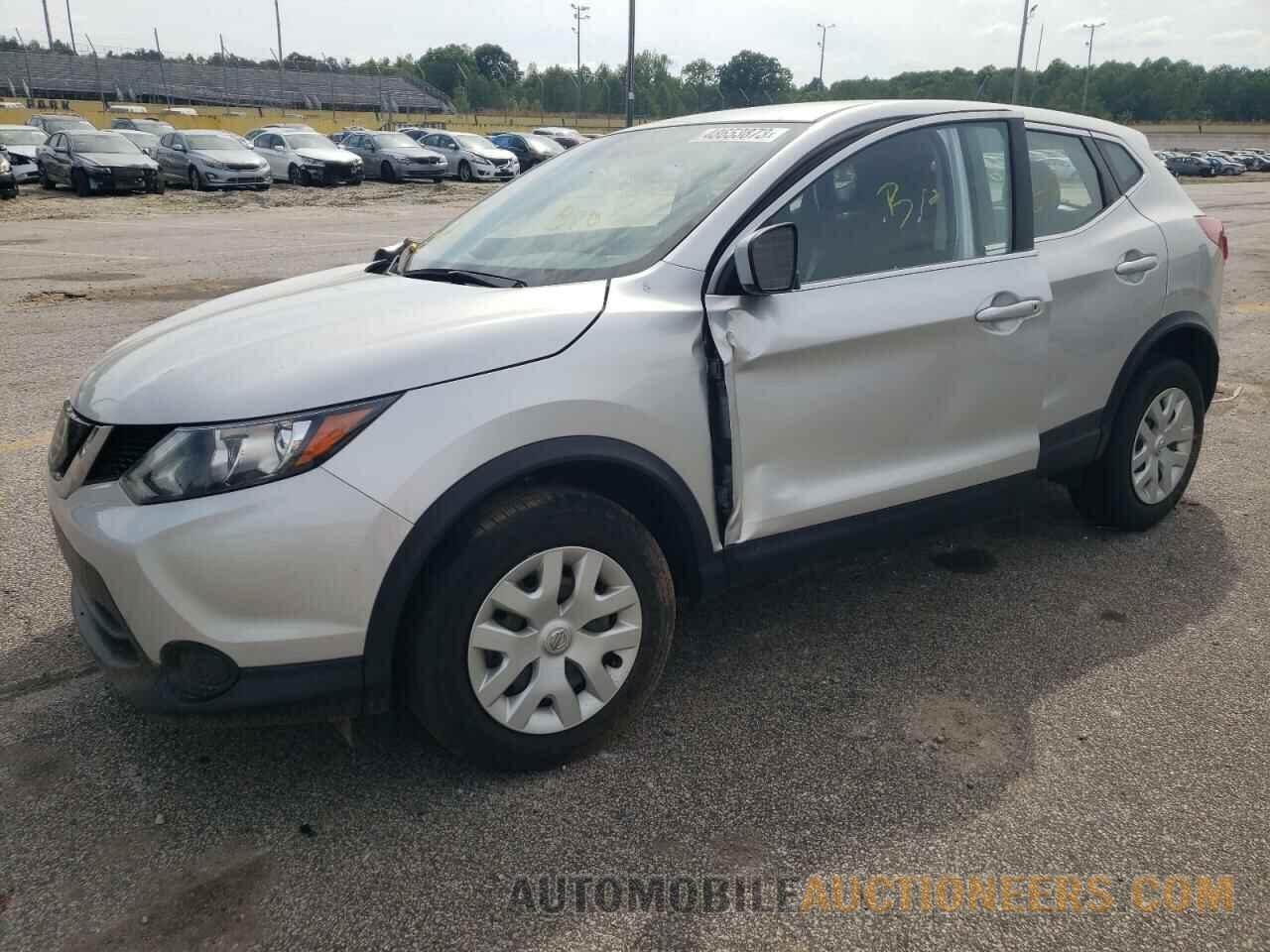 JN1BJ1CP8KW529543 NISSAN ROGUE 2019