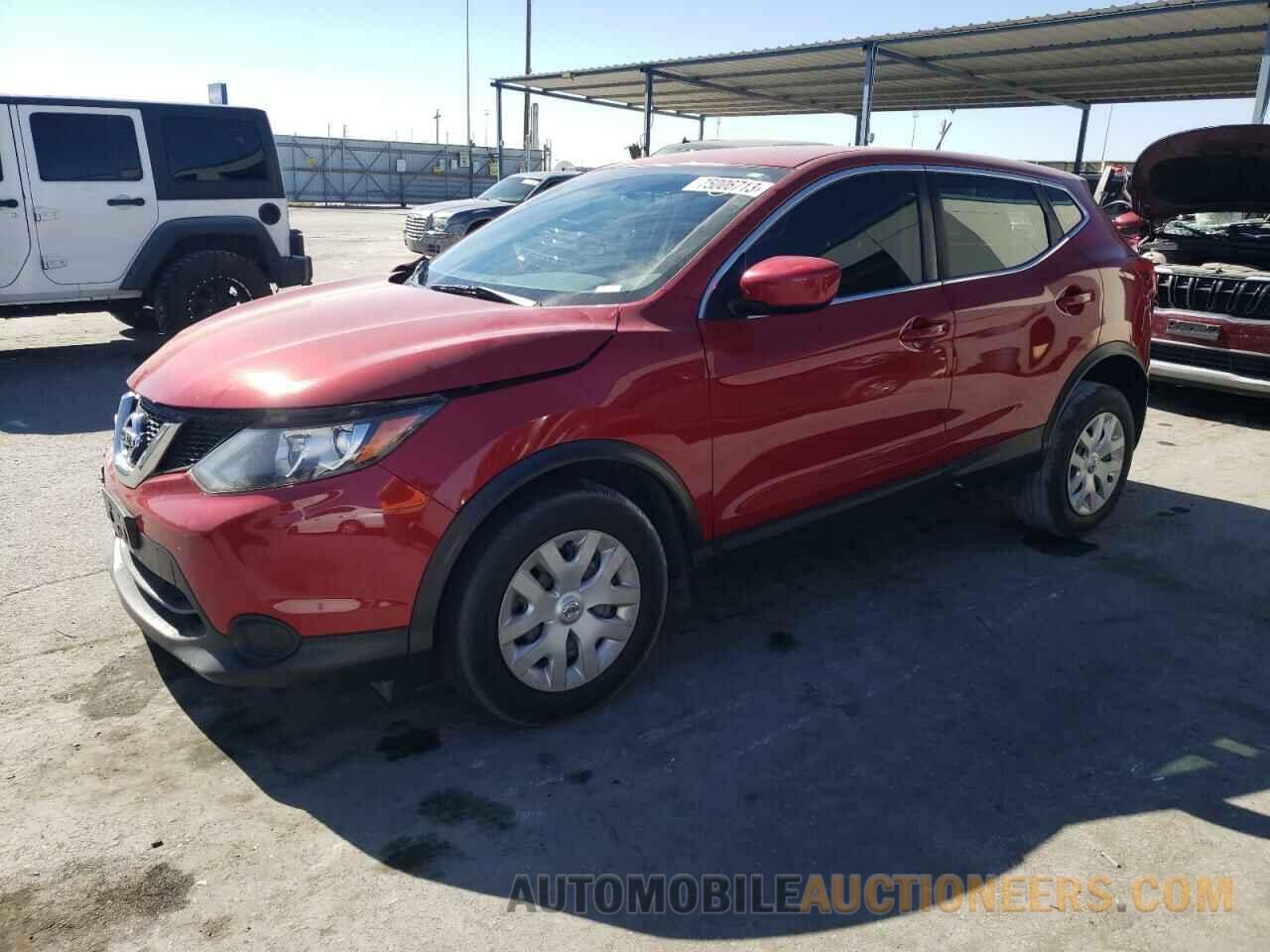 JN1BJ1CP9JW102774 NISSAN ROGUE 2018