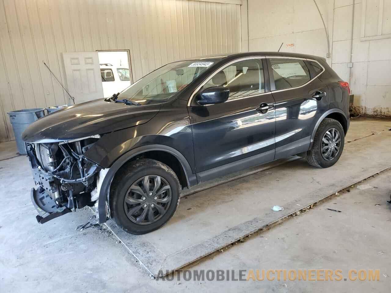 JN1BJ1CP9JW150775 NISSAN ROGUE 2018