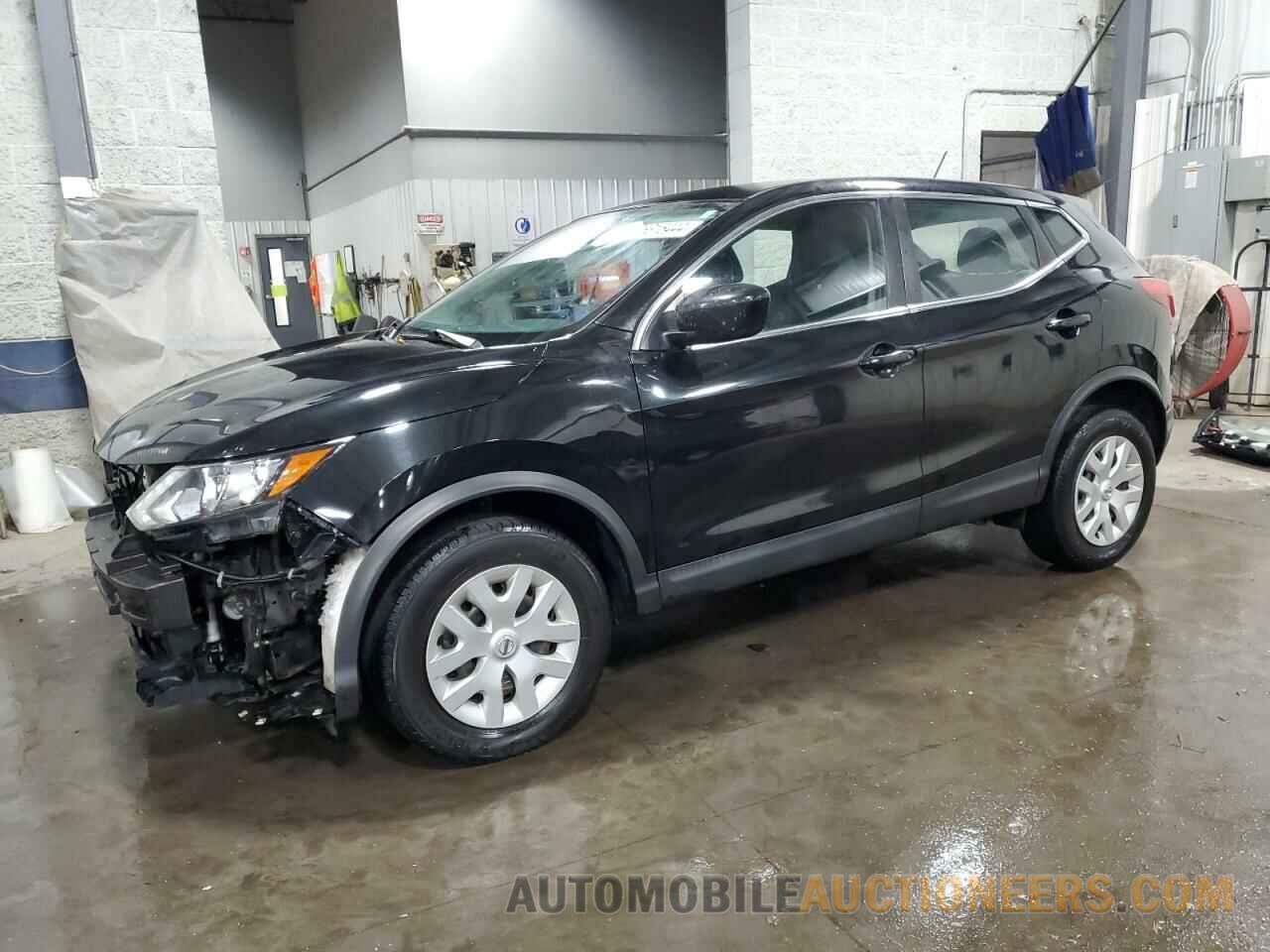 JN1BJ1CP9JW156964 NISSAN ROGUE 2018