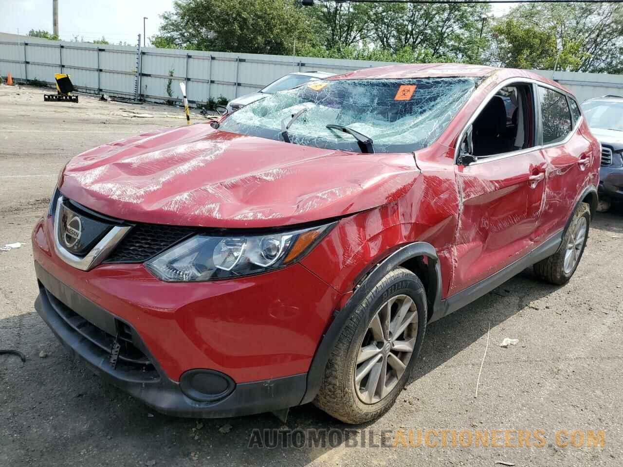 JN1BJ1CP9JW196915 NISSAN ROGUE 2018