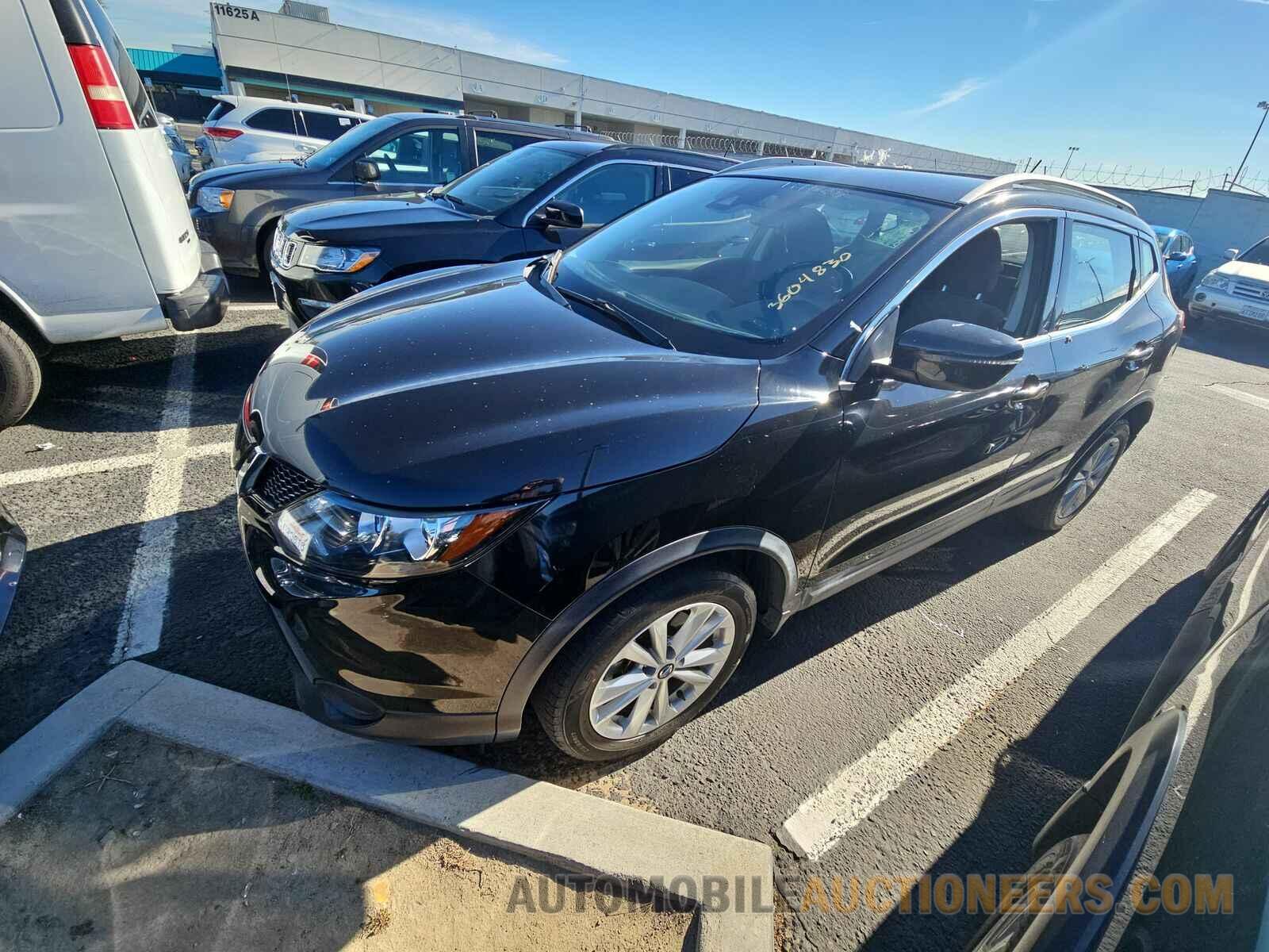 JN1BJ1CP9KW527008 Nissan Rogue Sport 2019