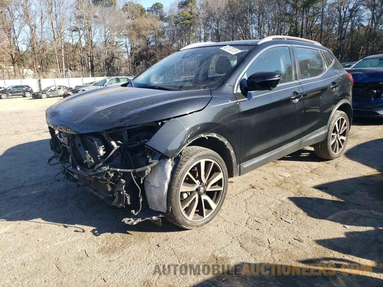 JN1BJ1CPXJW109815 NISSAN ROGUE 2018