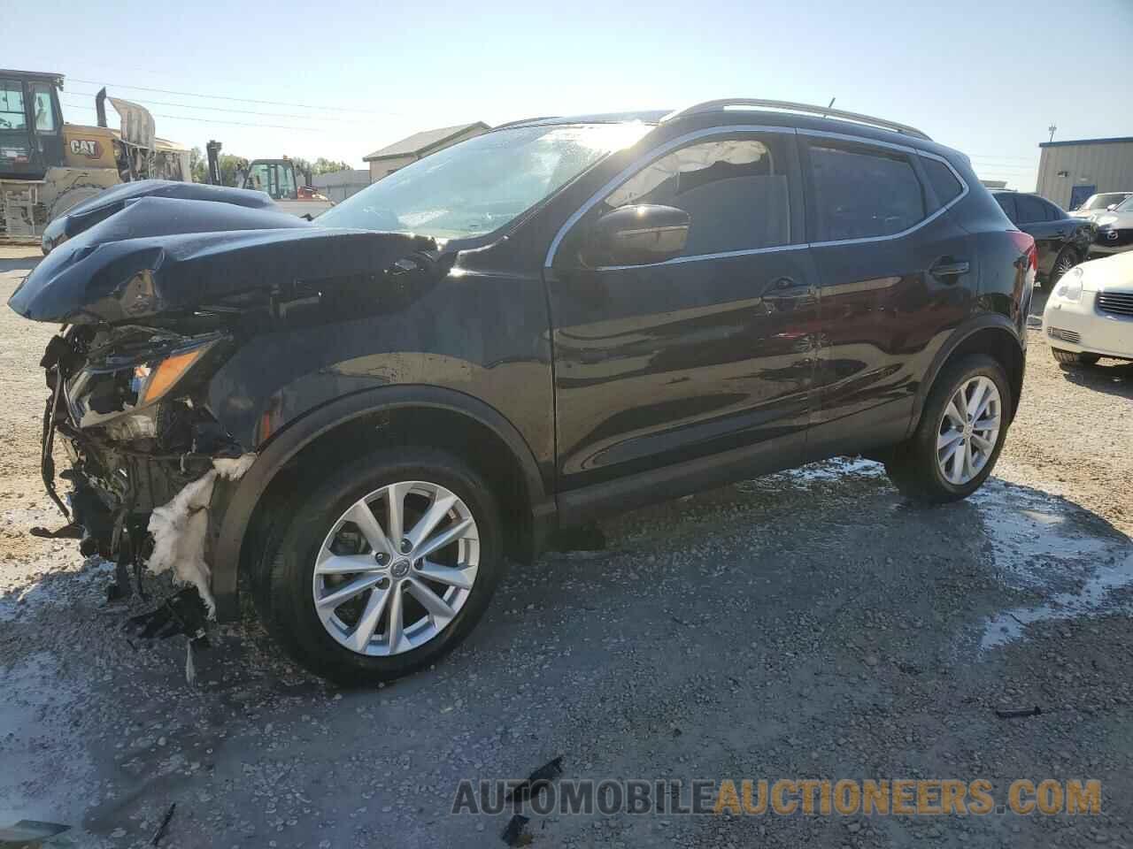 JN1BJ1CPXJW163437 NISSAN ROGUE 2018