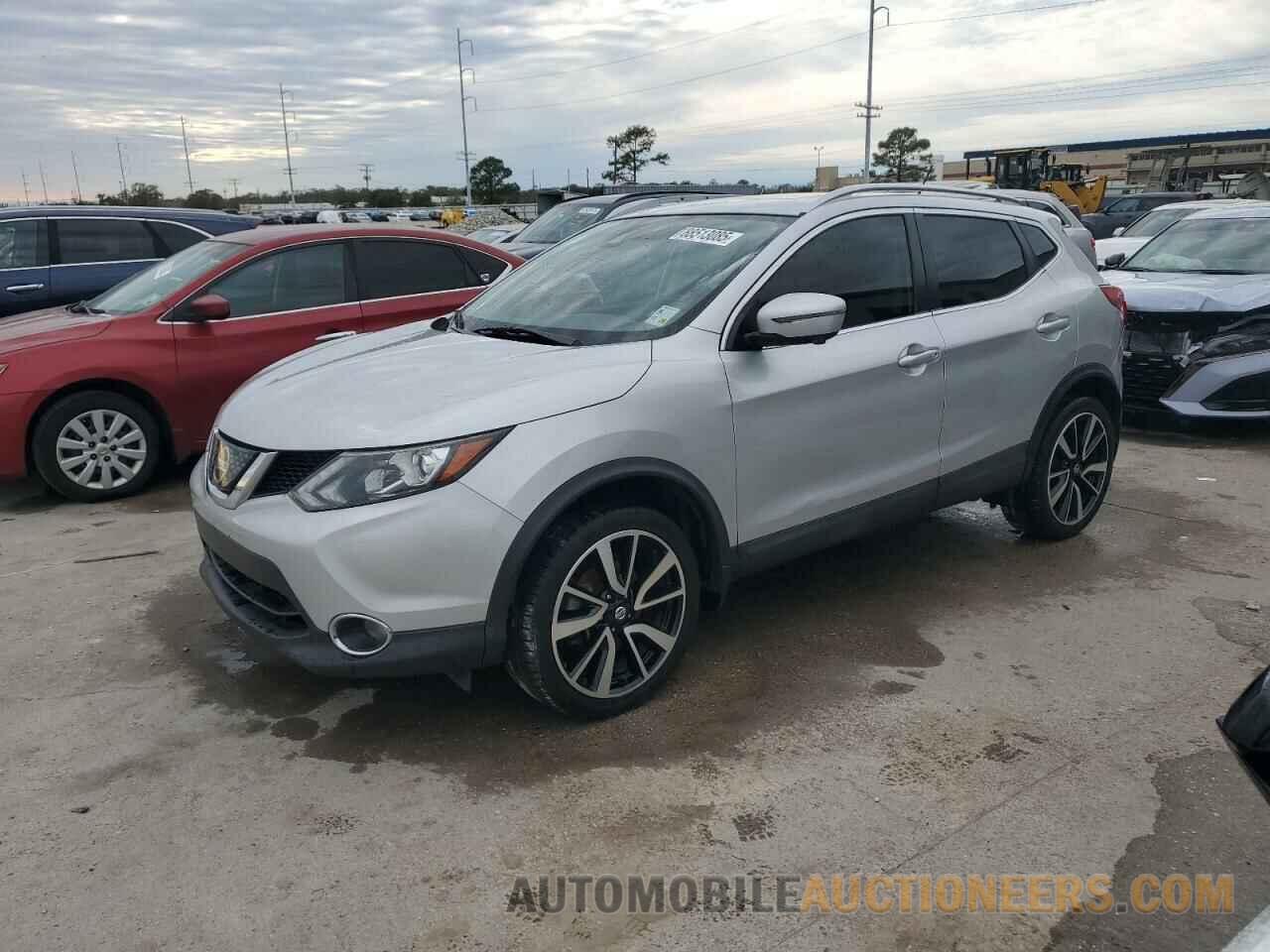 JN1BJ1CPXJW184336 NISSAN ROGUE 2018