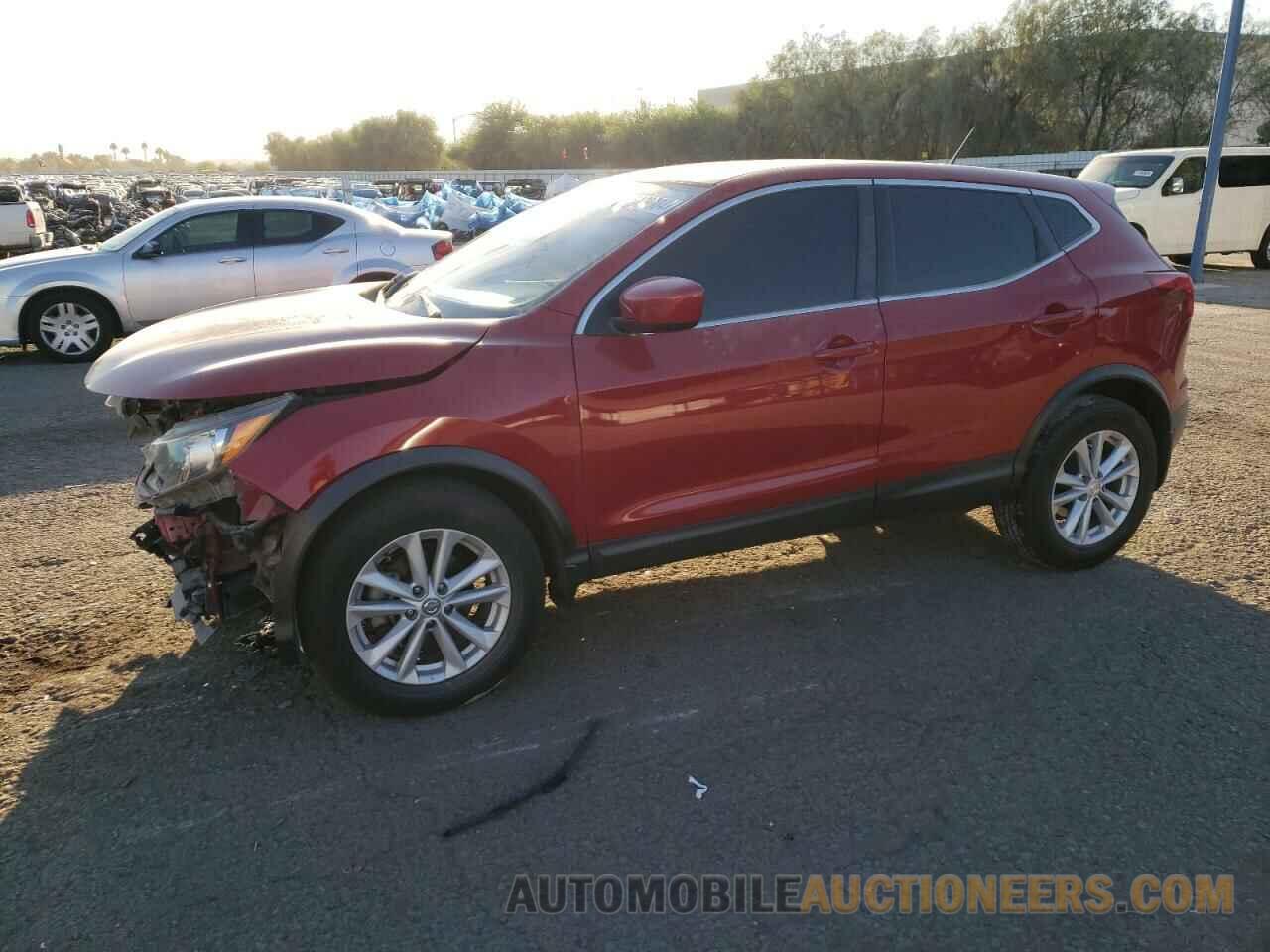 JN1BJ1CPXJW188662 NISSAN ROGUE 2018