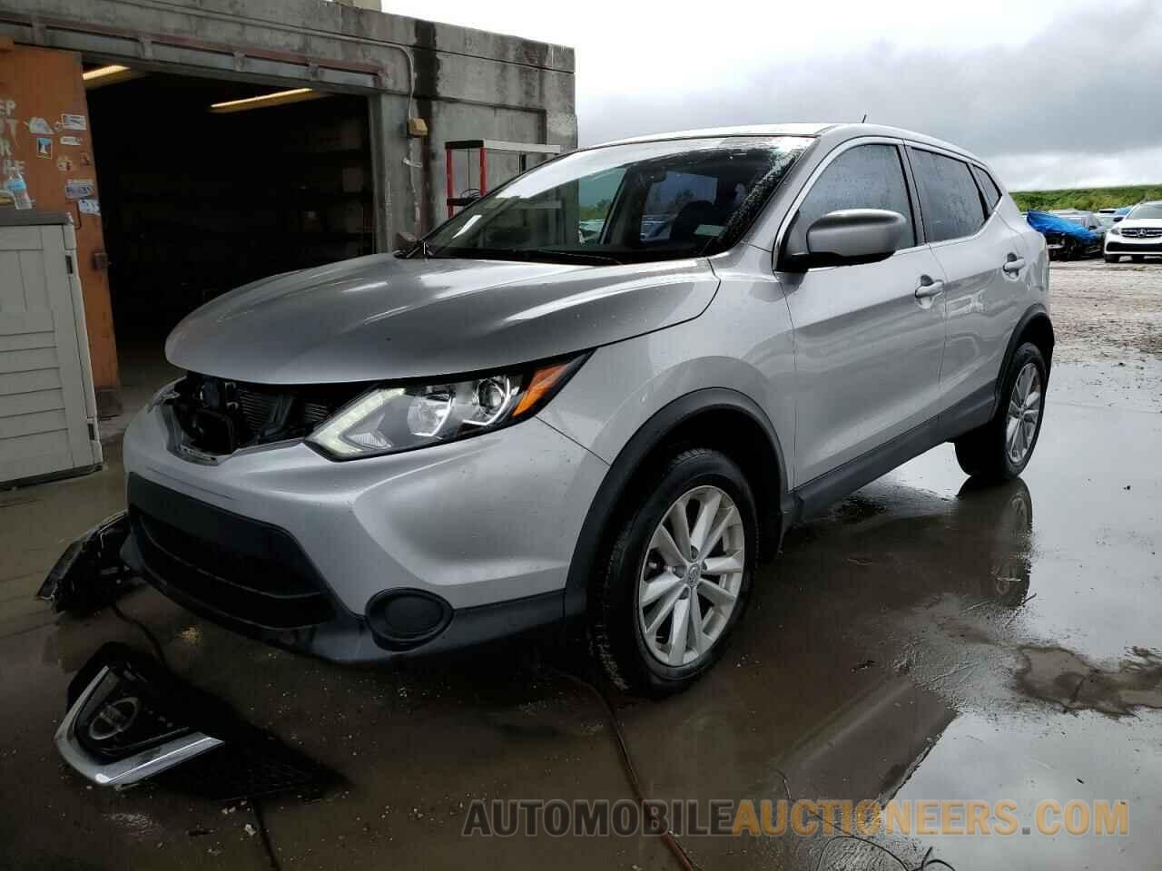 JN1BJ1CPXJW190413 NISSAN ROGUE 2018