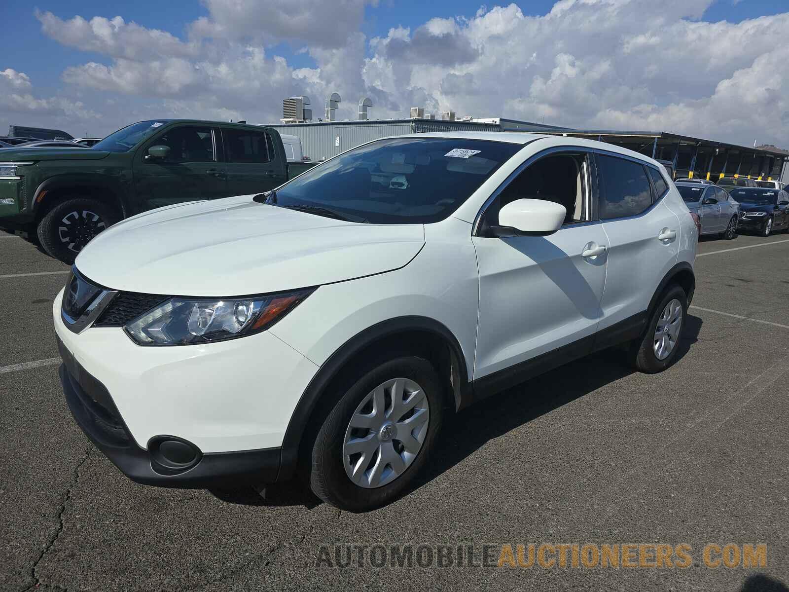 JN1BJ1CPXKW232340 Nissan Rogue Sport 2019