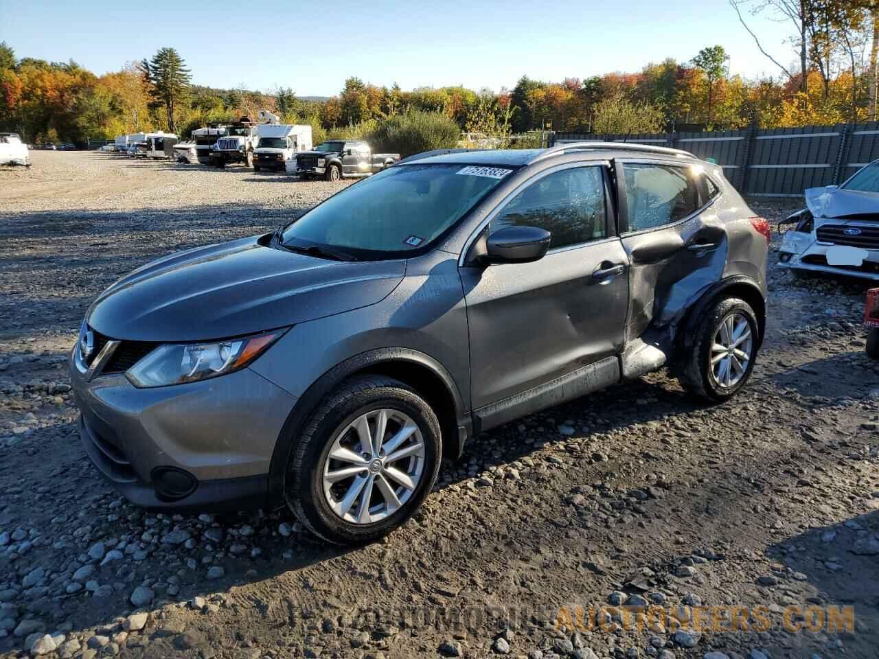 JN1BJ1CR0HW139787 NISSAN ROGUE 2017