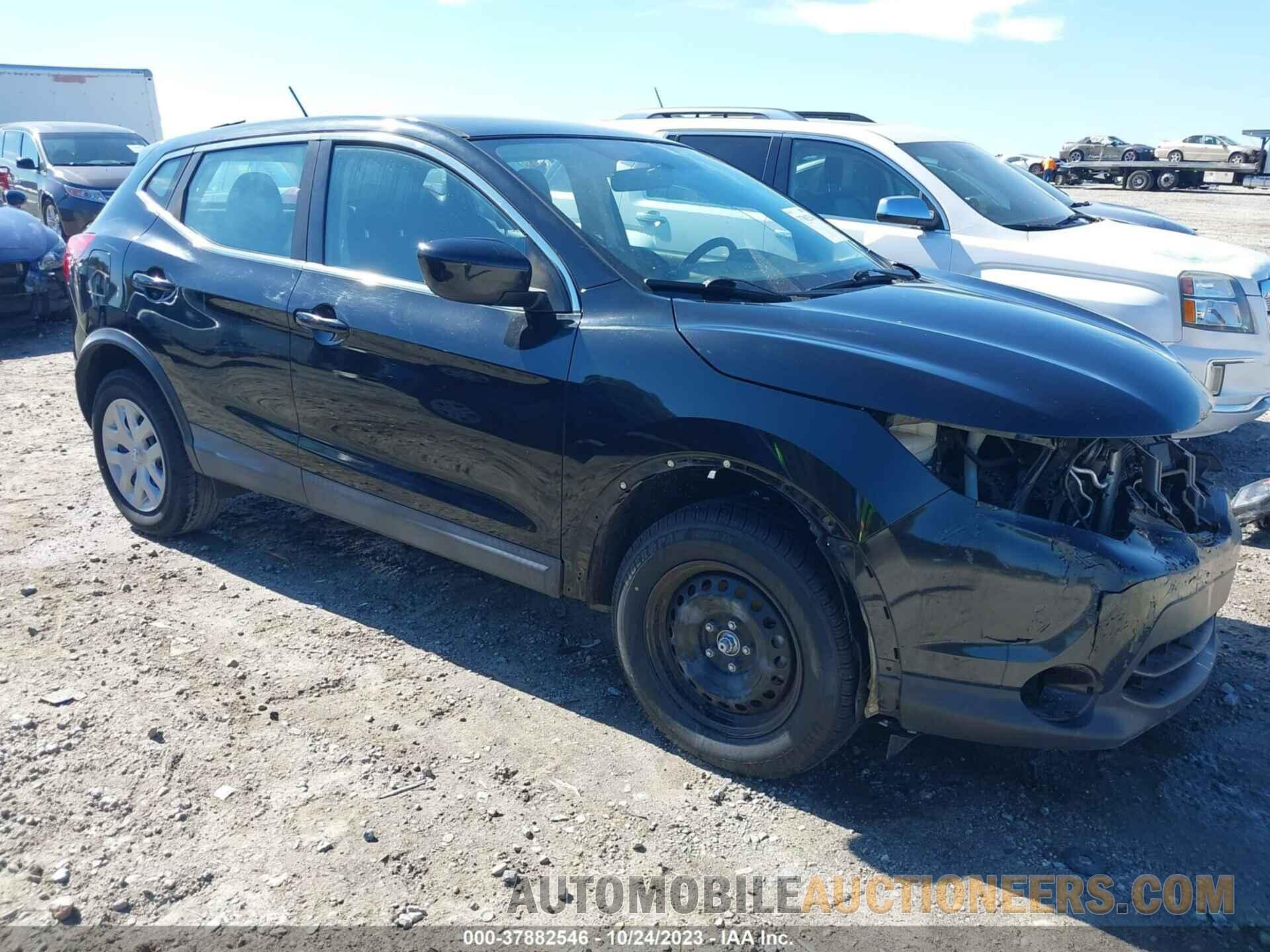 JN1BJ1CR0JW250815 NISSAN ROGUE SPORT 2018