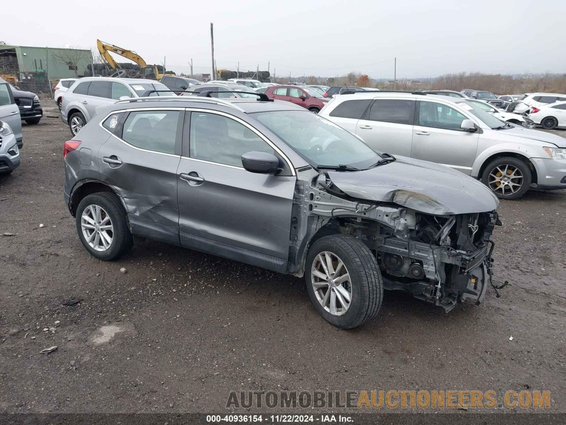 JN1BJ1CR0JW252158 NISSAN ROGUE SPORT 2018