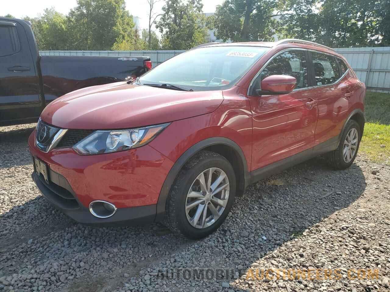 JN1BJ1CR0JW265573 NISSAN ROGUE 2018