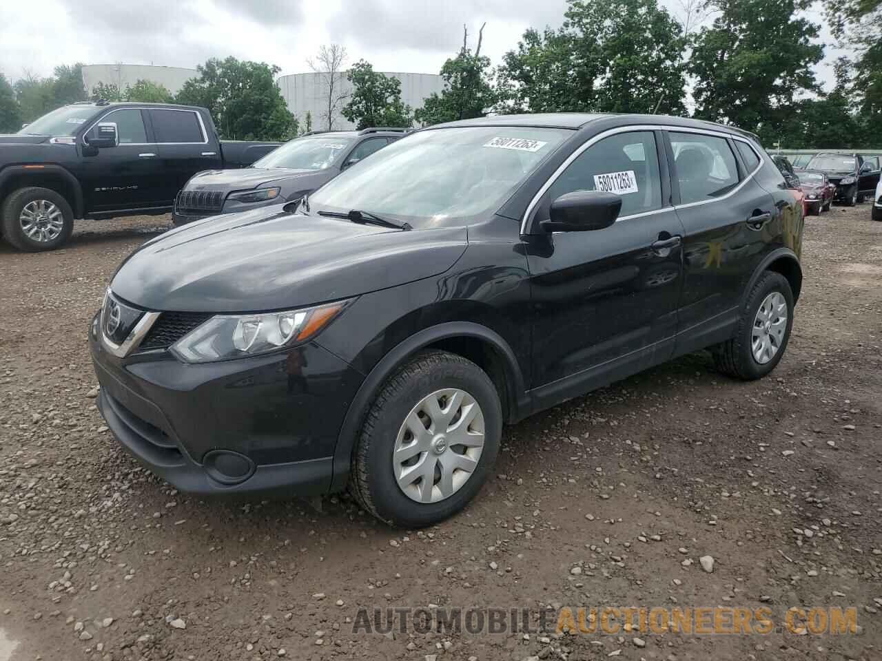 JN1BJ1CR0JW268019 NISSAN ROGUE 2018