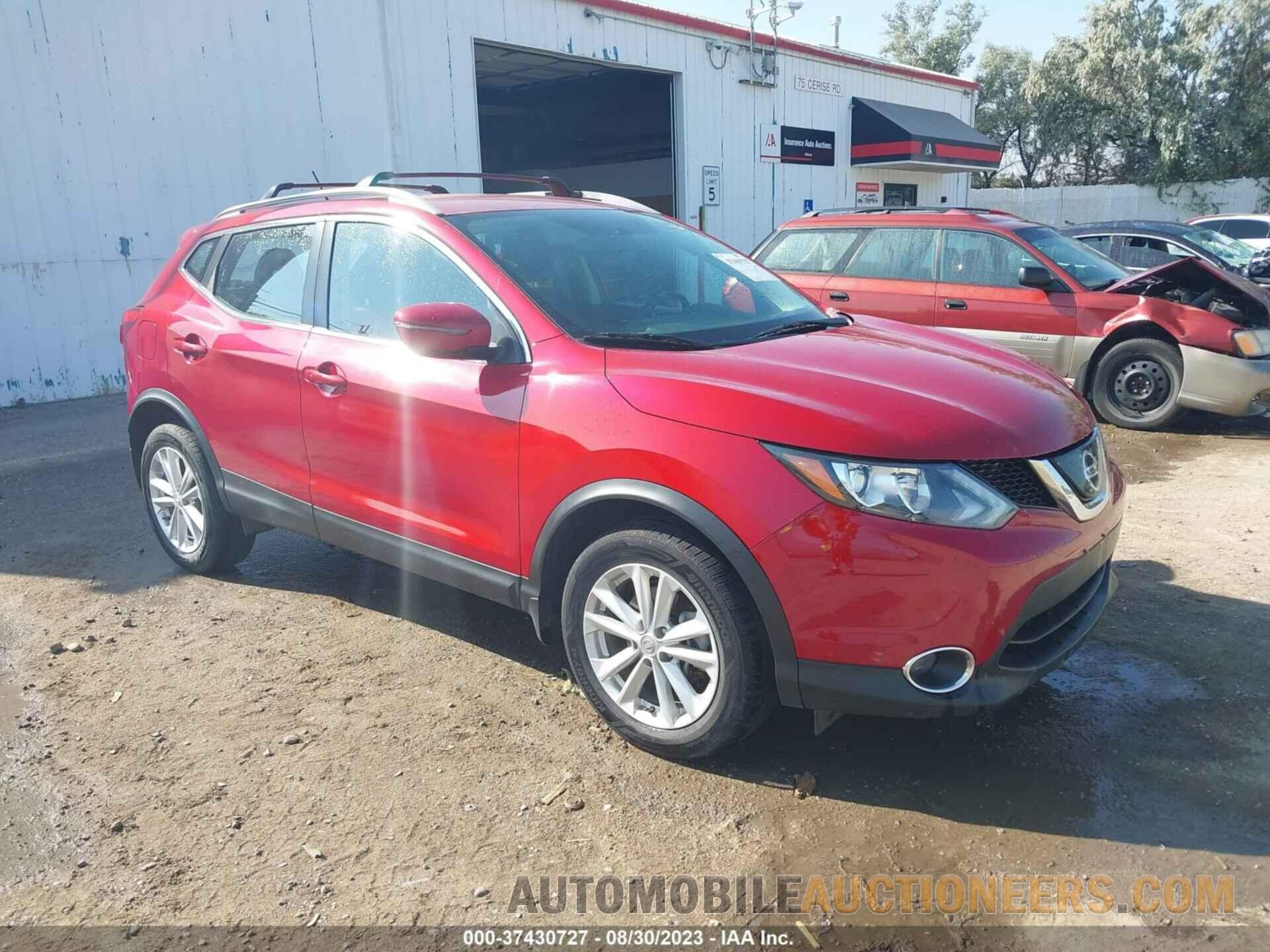 JN1BJ1CR0JW293776 NISSAN ROGUE SPORT 2018