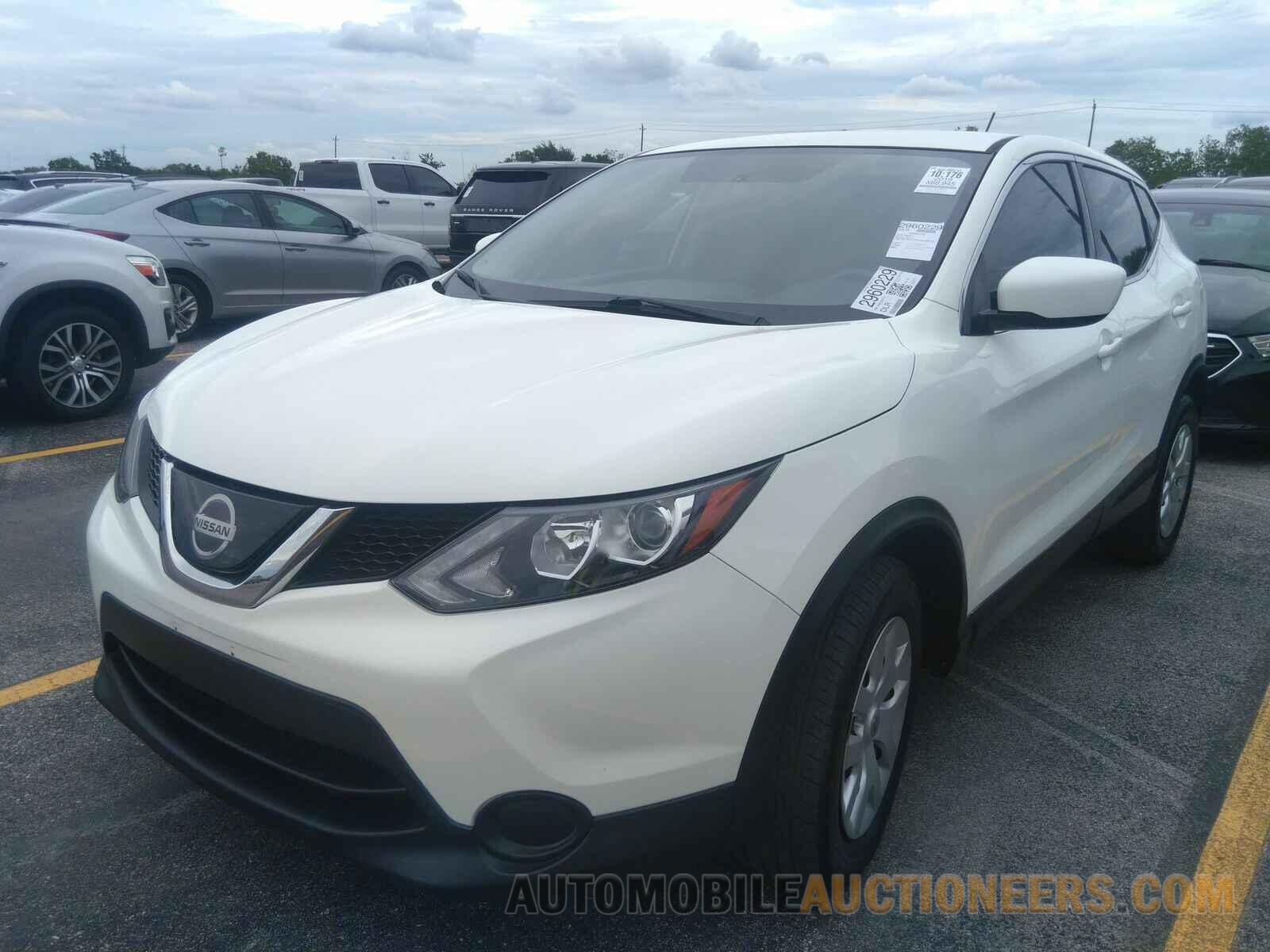 JN1BJ1CR1KW338516 Nissan Rogue Sport 2019