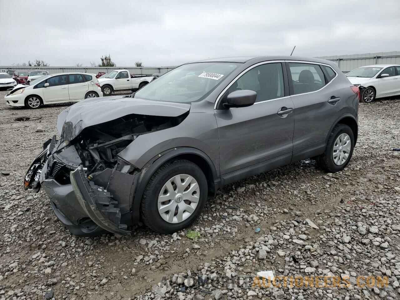 JN1BJ1CR2HW107925 NISSAN ROGUE 2017