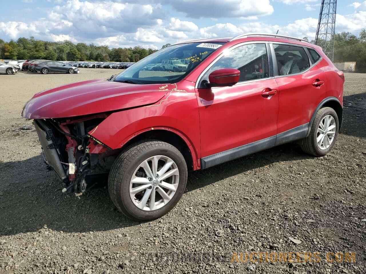 JN1BJ1CR2JW287722 NISSAN ROGUE 2018