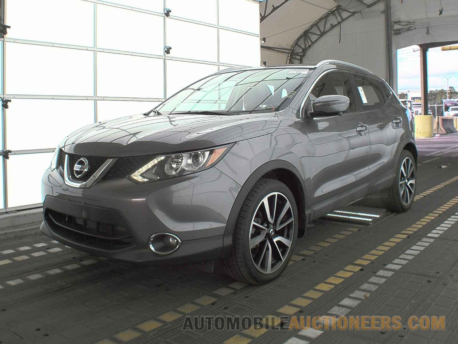 JN1BJ1CR3HW125737 Nissan Rogue Sport 2017