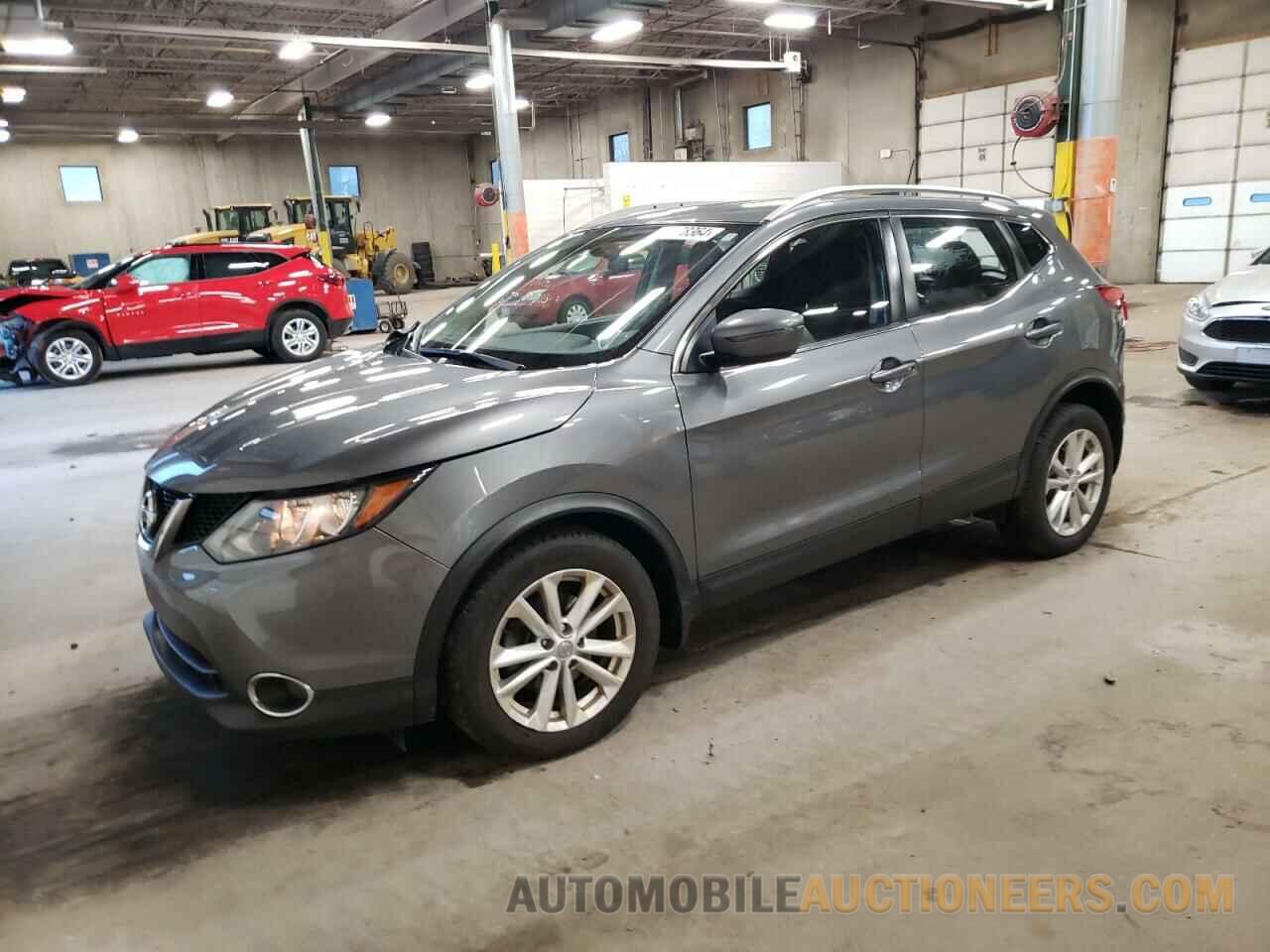 JN1BJ1CR3HW140643 NISSAN ROGUE 2017