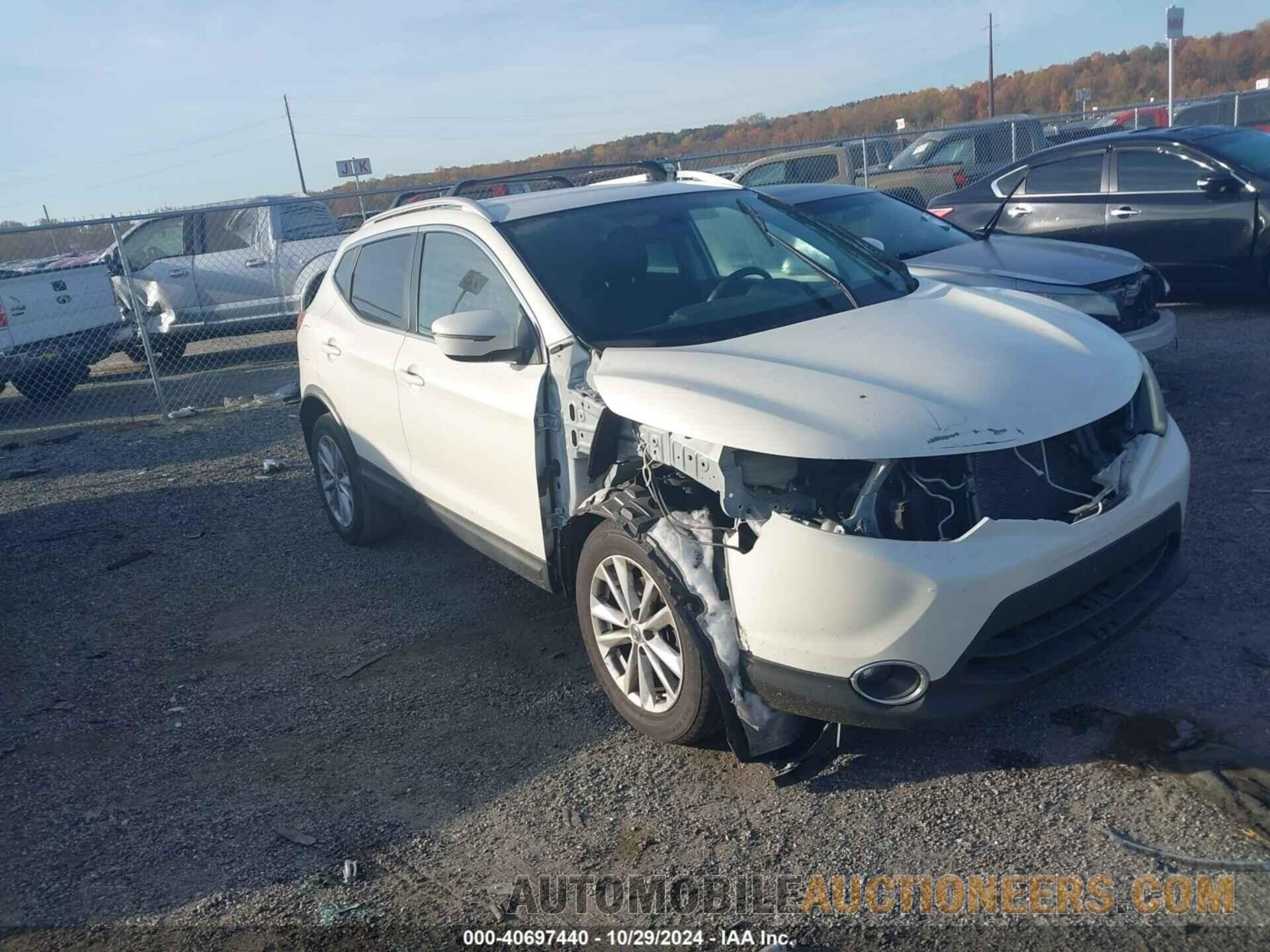 JN1BJ1CR3HW142926 NISSAN ROGUE SPORT 2017