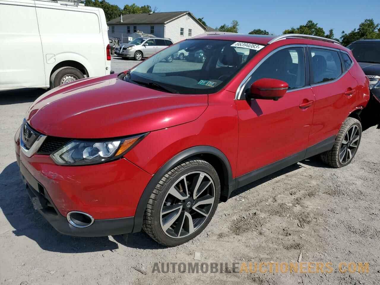 JN1BJ1CR3JW200488 NISSAN ROGUE 2018