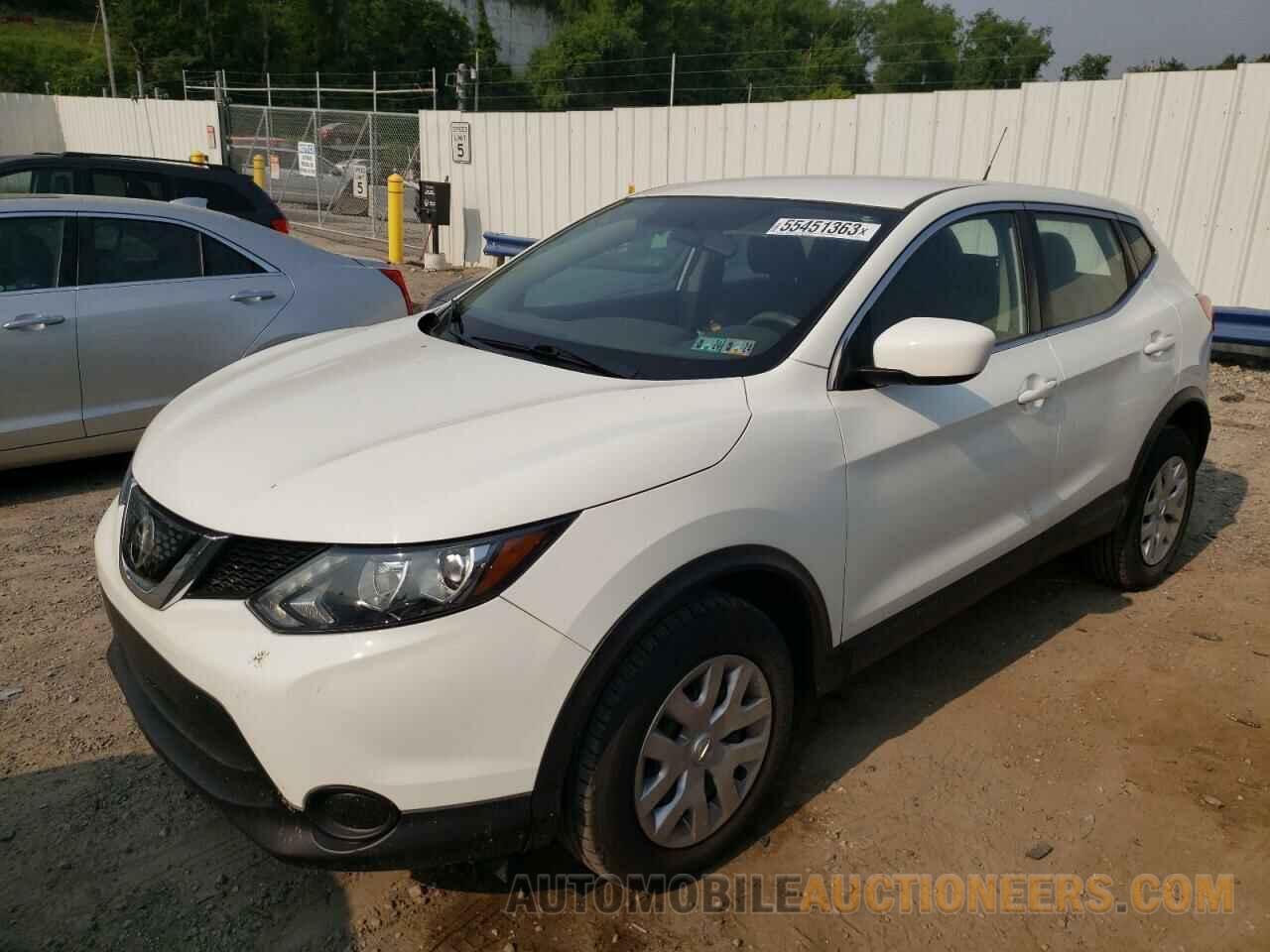 JN1BJ1CR3JW251134 NISSAN ROGUE 2018