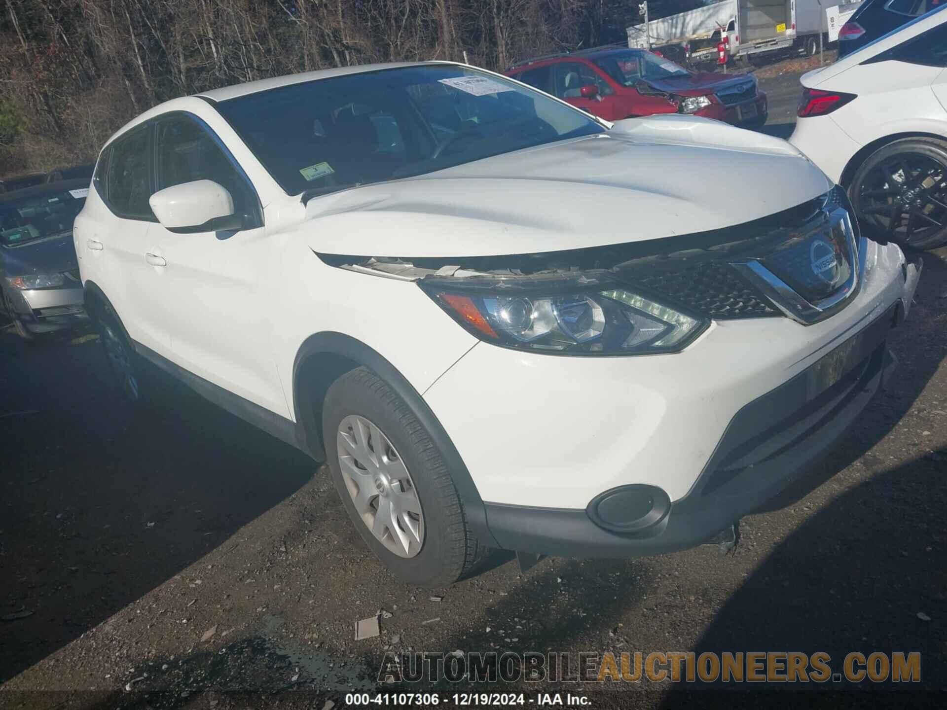 JN1BJ1CR3JW251151 NISSAN ROGUE SPORT 2018