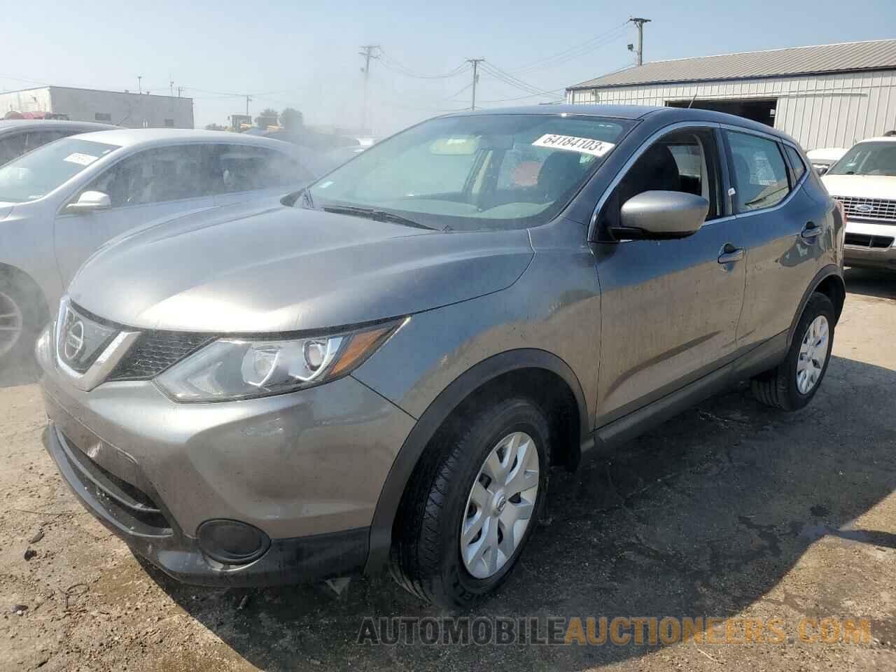 JN1BJ1CR3JW262148 NISSAN ROGUE 2018