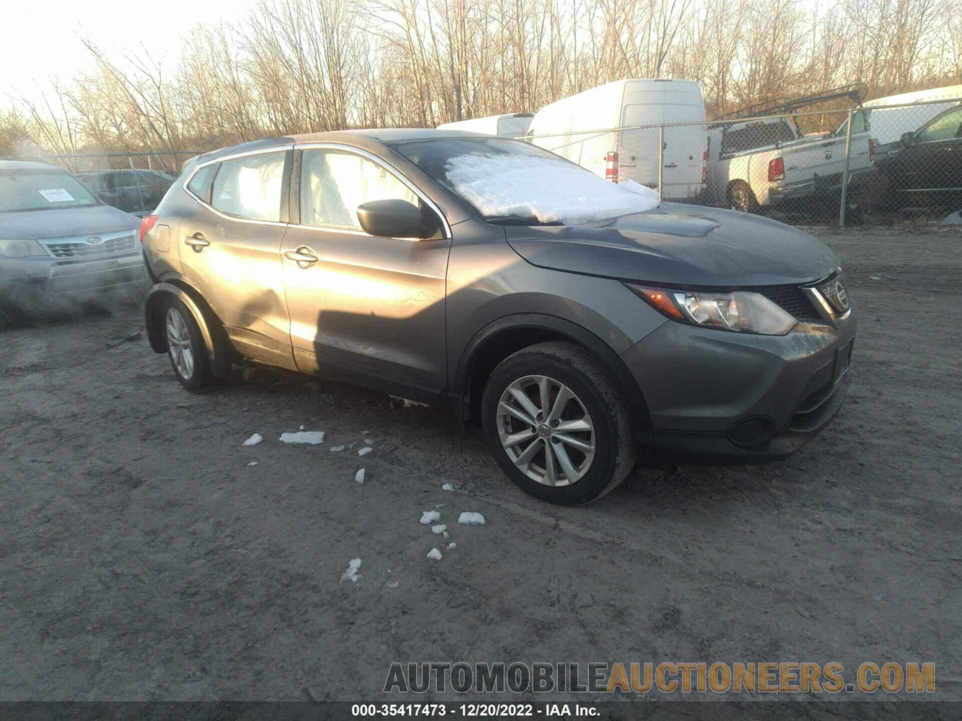 JN1BJ1CR3JW285770 NISSAN ROGUE SPORT 2018