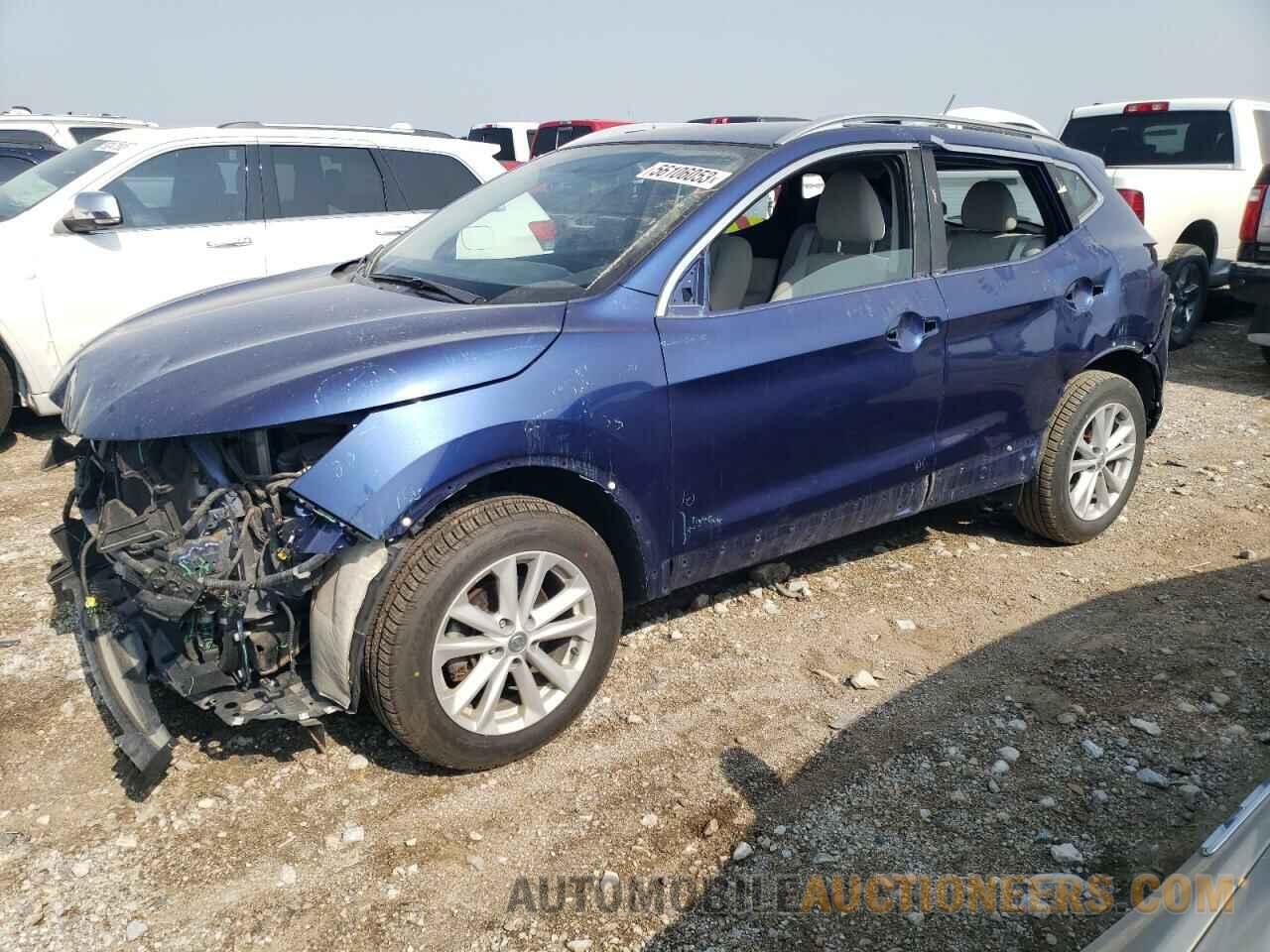 JN1BJ1CR3JW288703 NISSAN ROGUE 2018