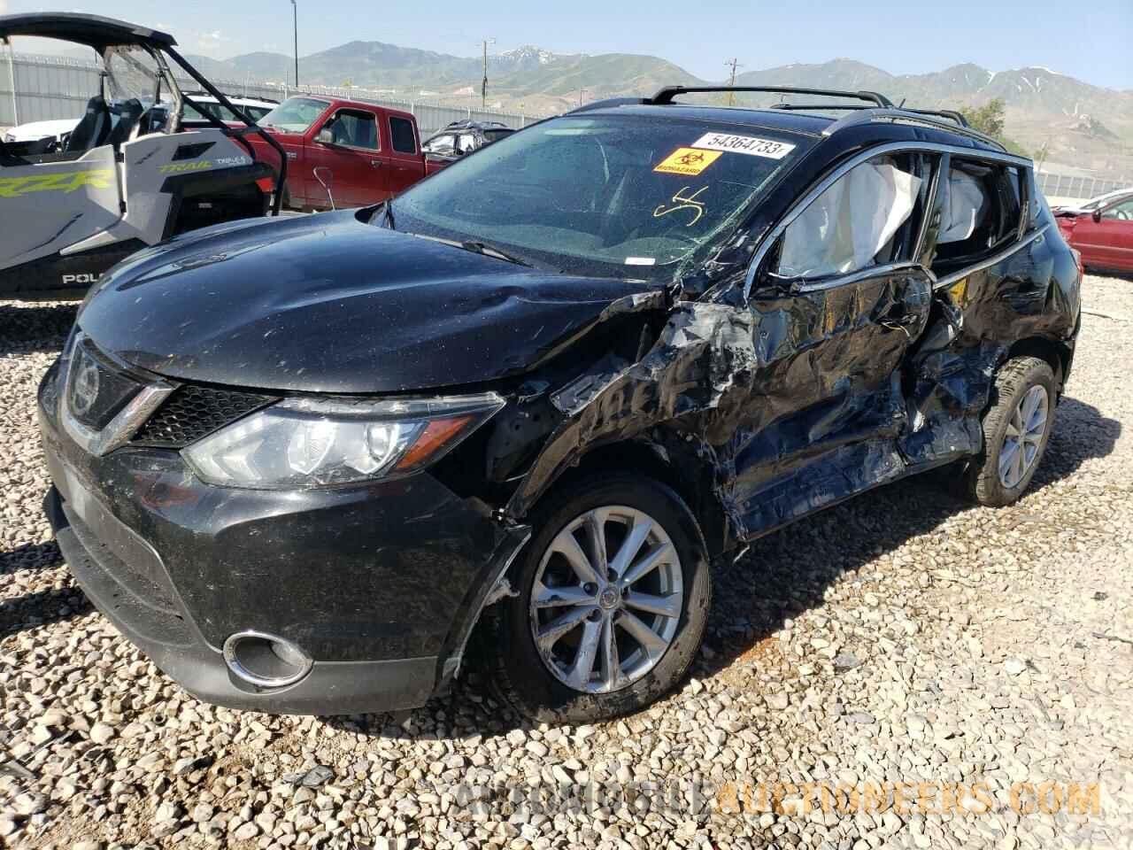 JN1BJ1CR3JW292931 NISSAN ROGUE 2018