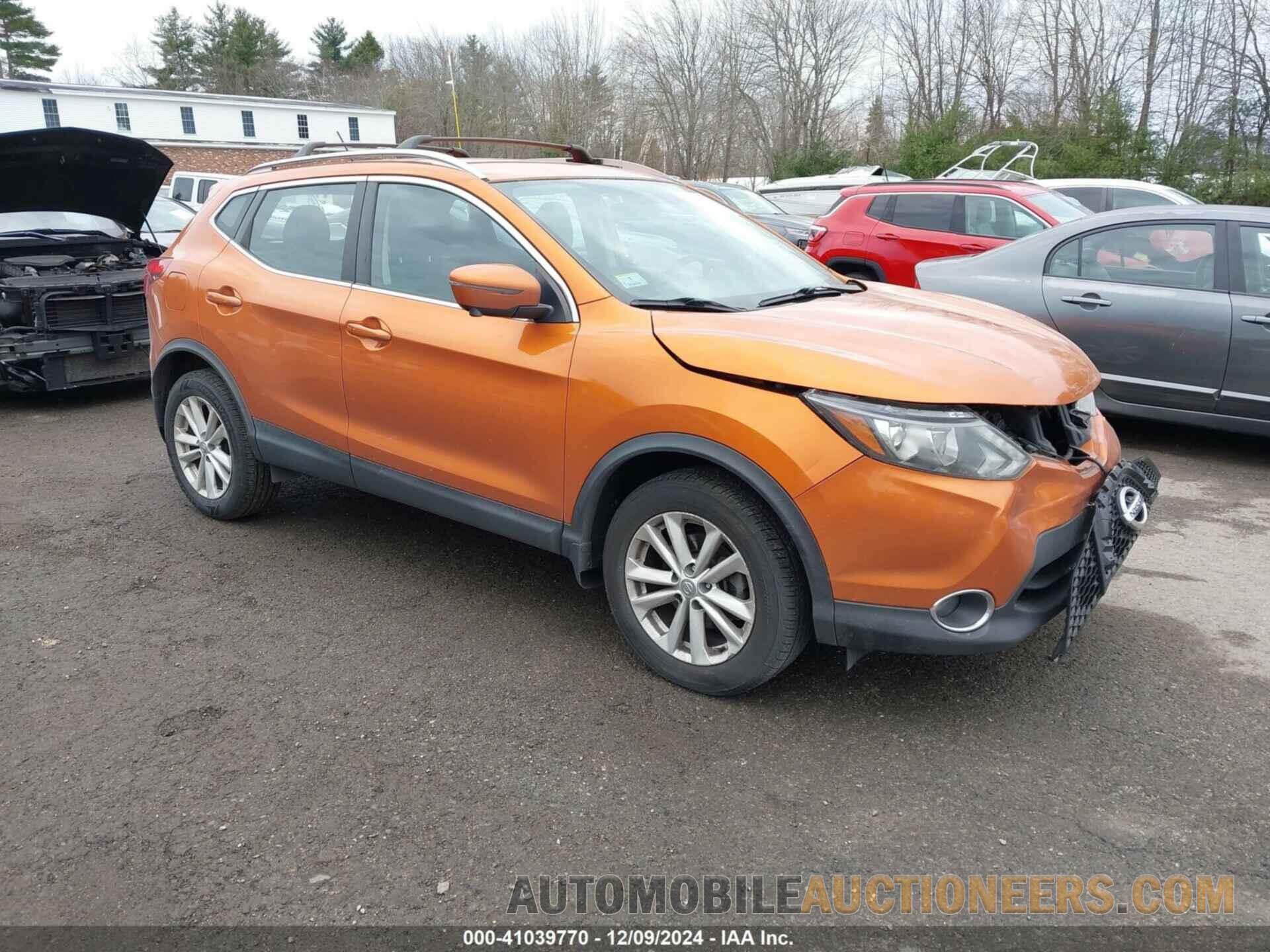 JN1BJ1CR4HW136889 NISSAN ROGUE SPORT 2017