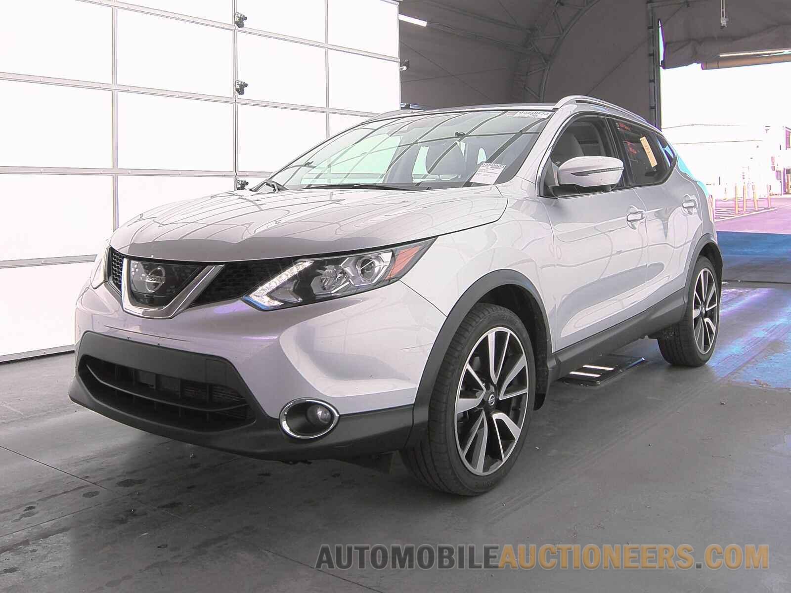 JN1BJ1CR4JW203660 Nissan Rogue Sport 2018