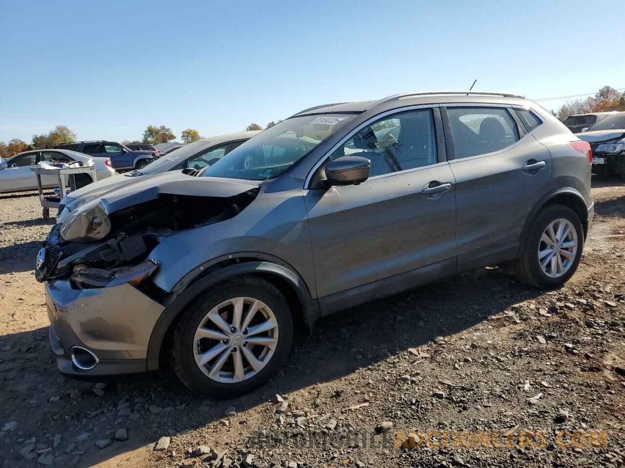 JN1BJ1CR4JW204064 NISSAN ROGUE 2018