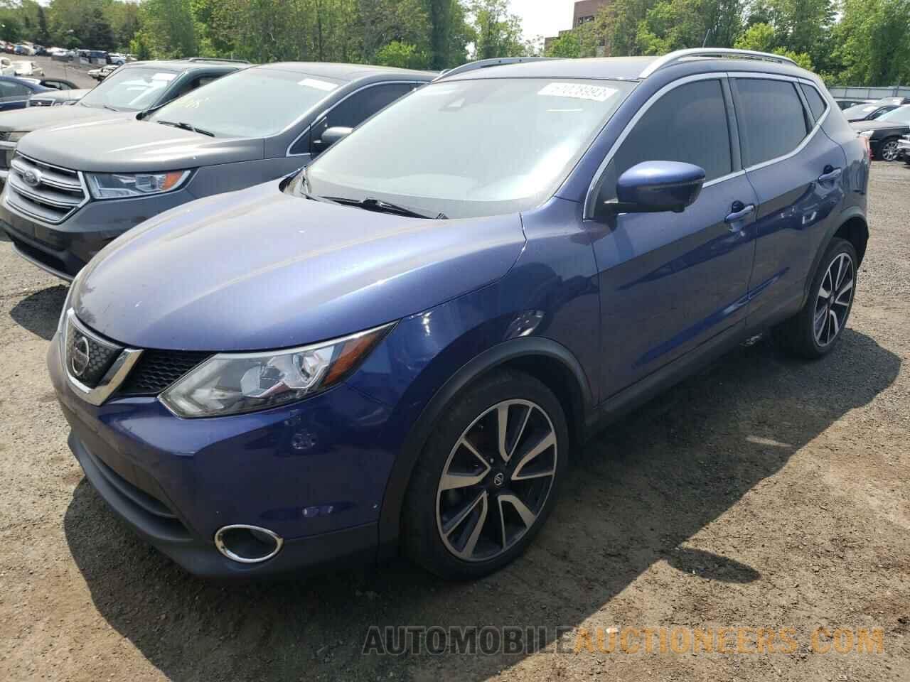 JN1BJ1CR4JW250137 NISSAN ROGUE 2018