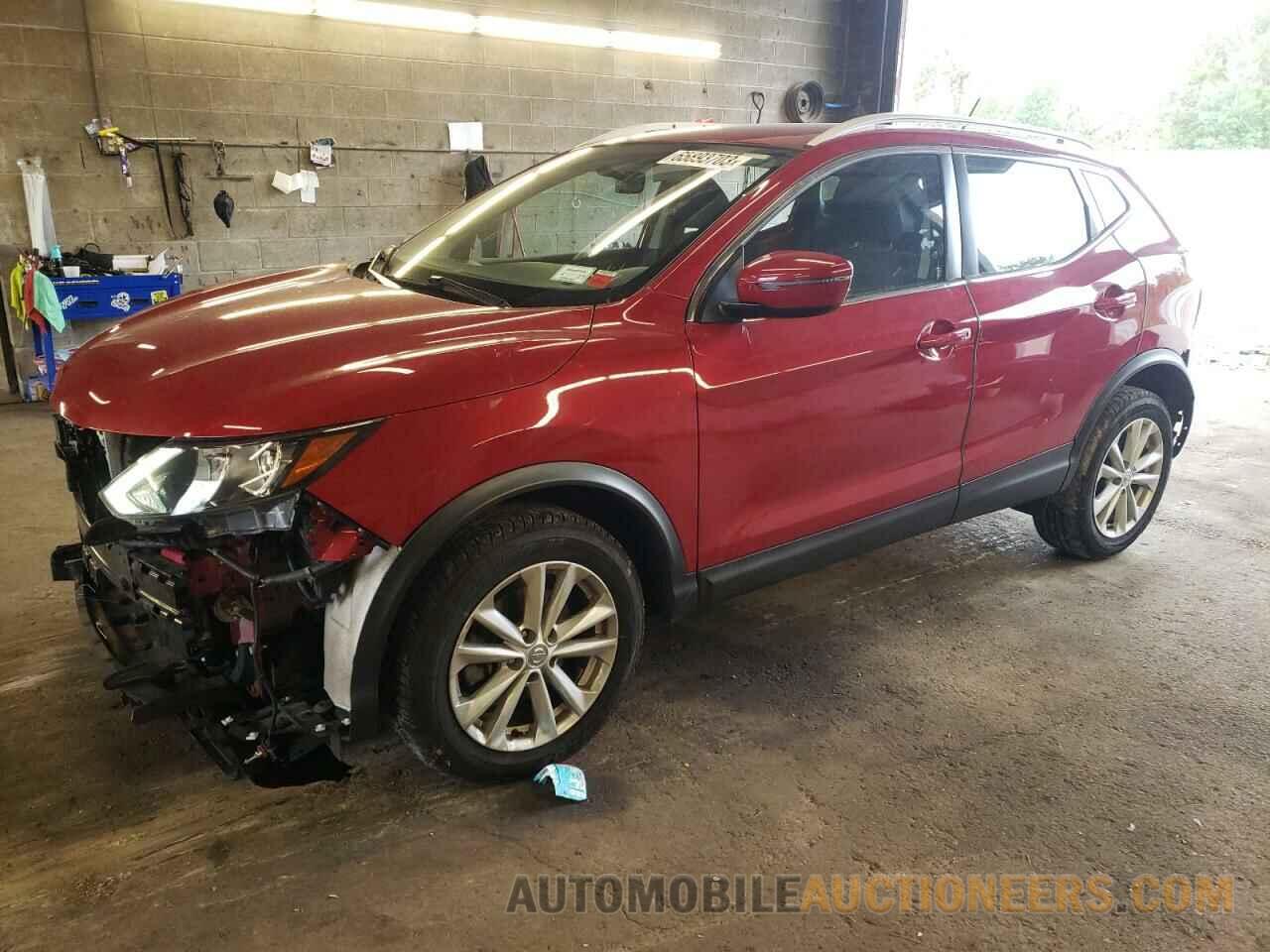 JN1BJ1CR4JW251546 NISSAN ROGUE 2018