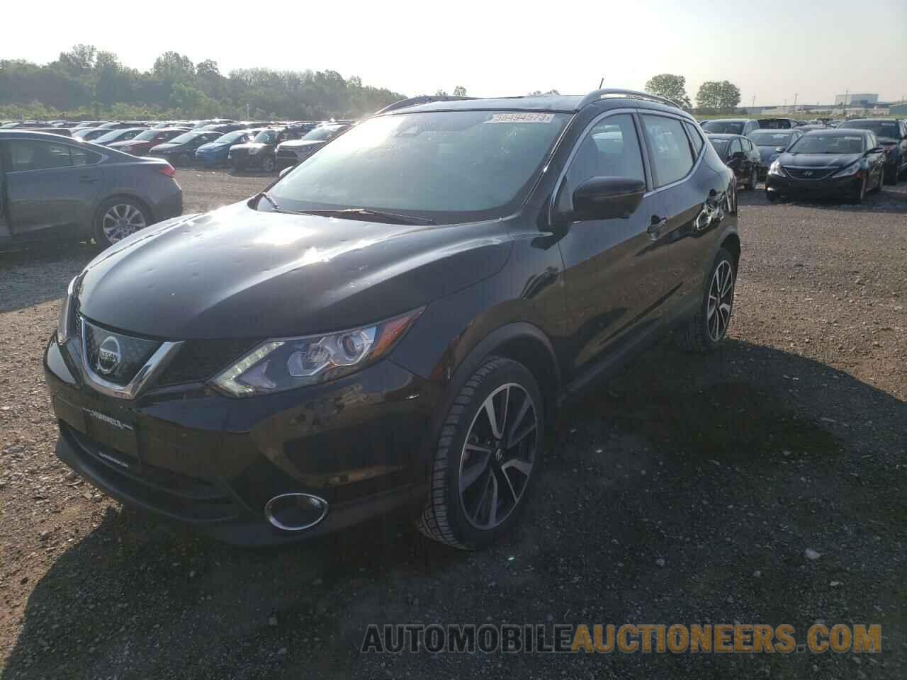 JN1BJ1CR4JW254382 NISSAN ROGUE 2018