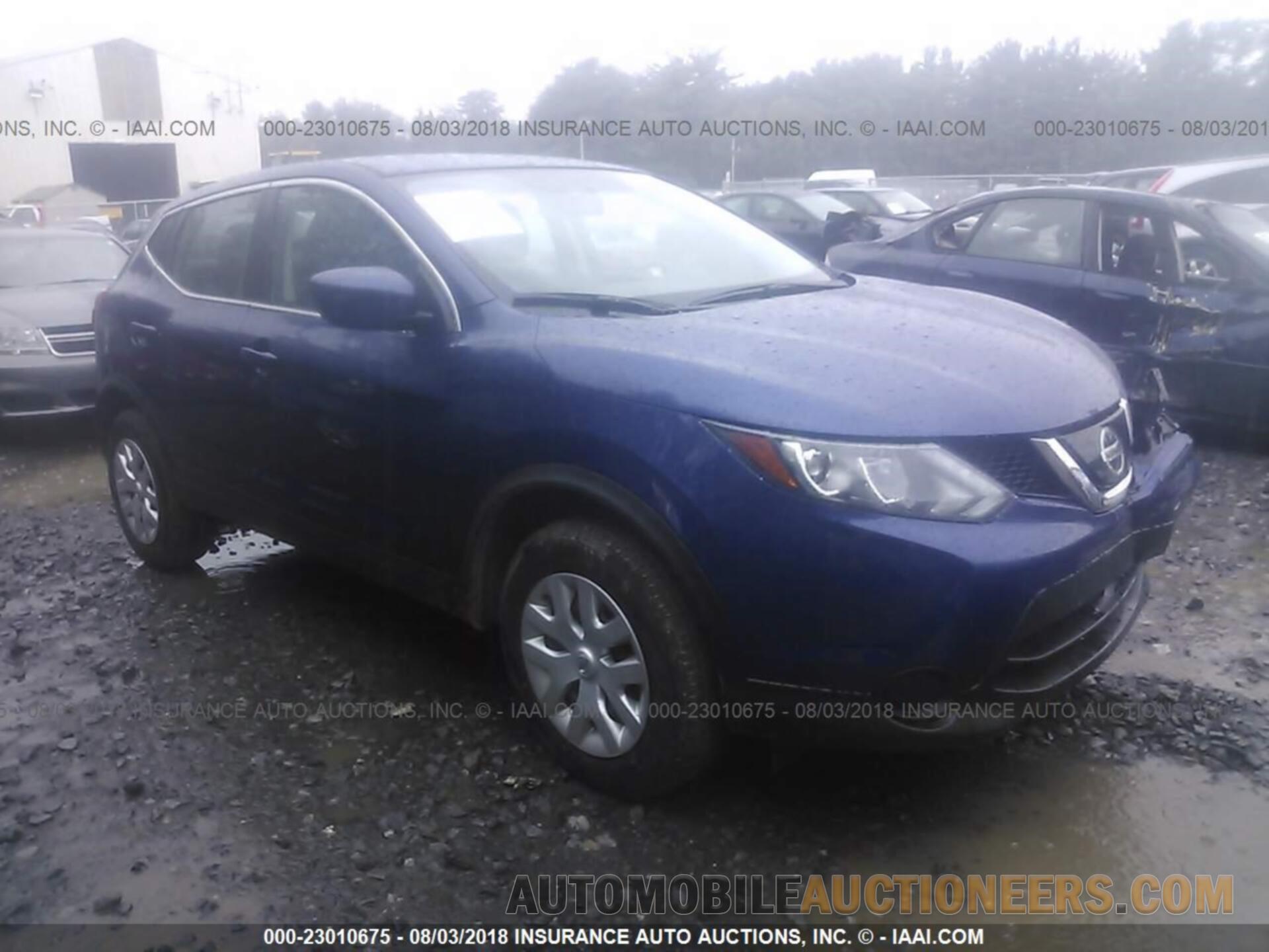 JN1BJ1CR4JW257010 Nissan Rogue sport 2018