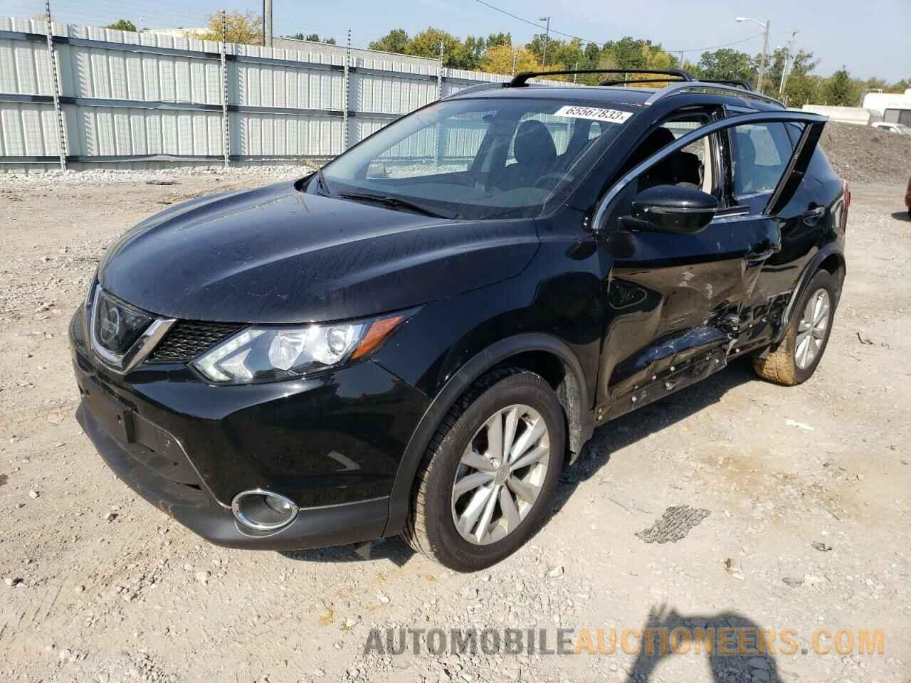 JN1BJ1CR4JW268945 NISSAN ROGUE 2018