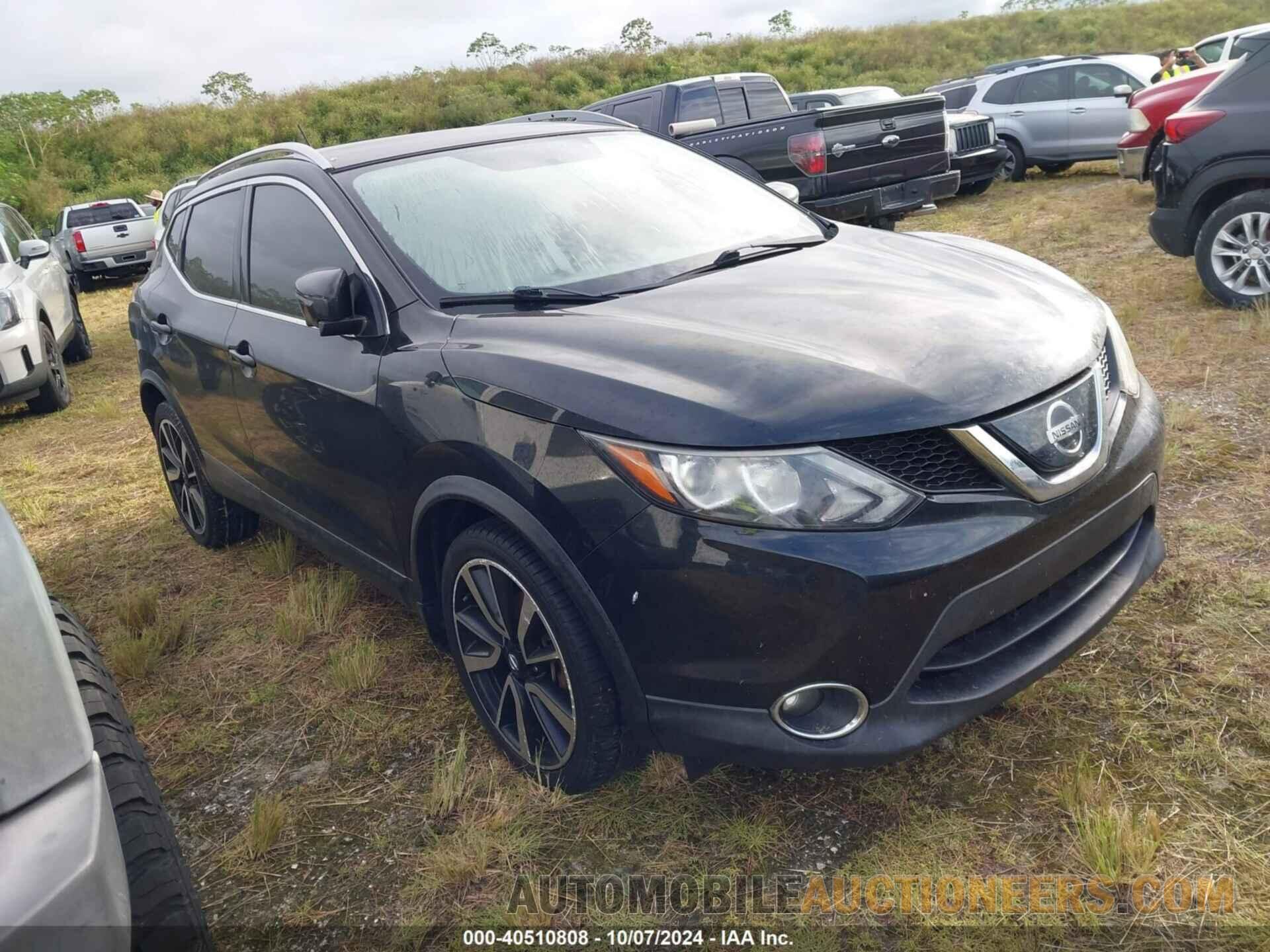 JN1BJ1CR4JW285213 NISSAN ROGUE SPORT 2018