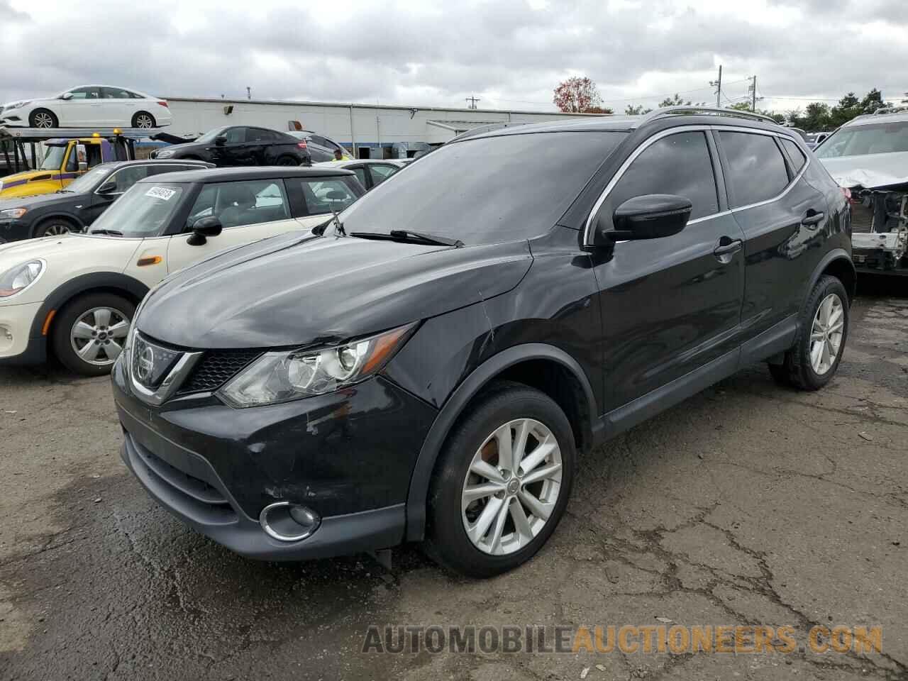 JN1BJ1CR5JW252463 NISSAN ROGUE 2018