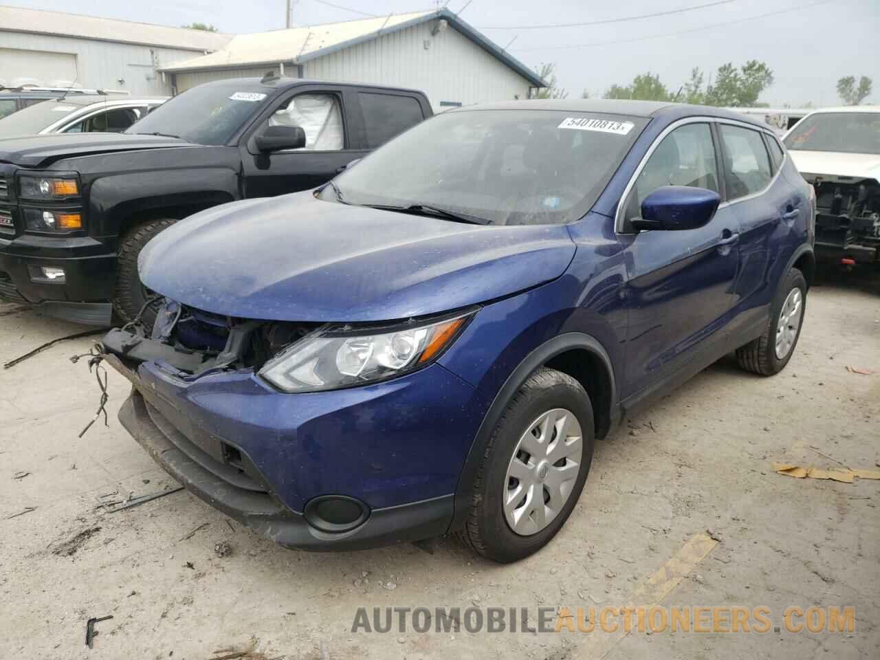 JN1BJ1CR5JW255671 NISSAN ROGUE 2018