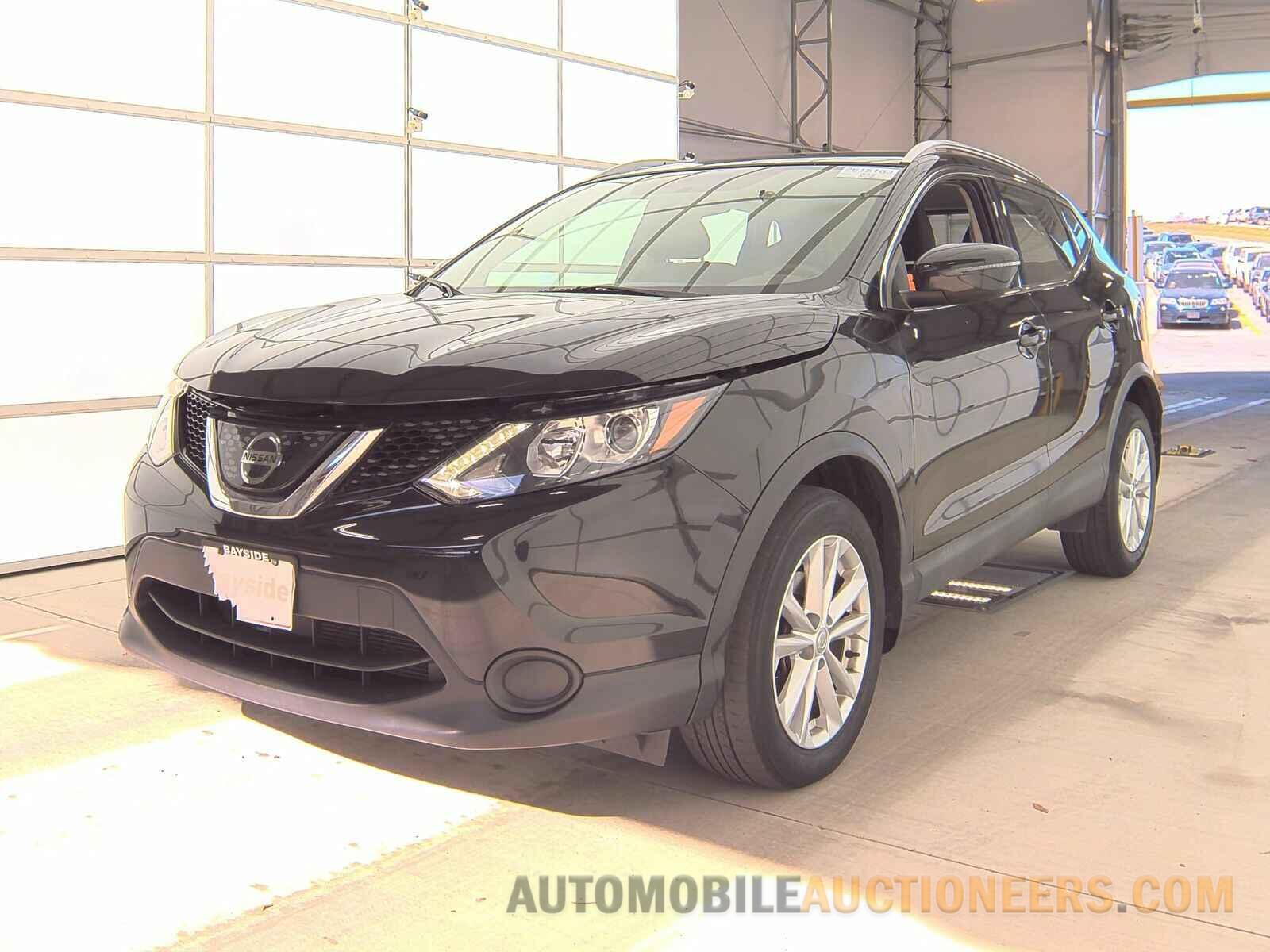 JN1BJ1CR5JW264936 Nissan Rogue Sport 2018