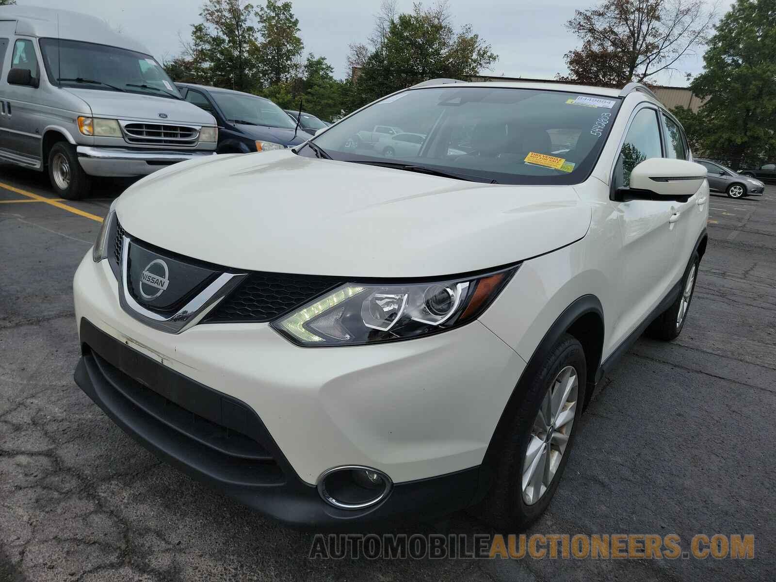 JN1BJ1CR5KW630704 Nissan Rogue Sport 2019