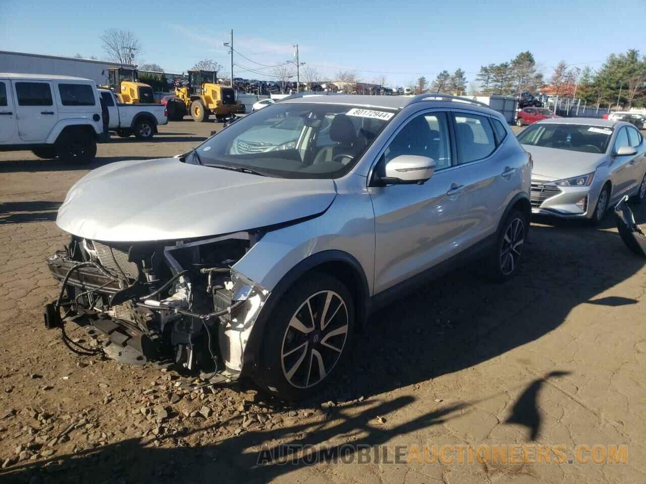 JN1BJ1CR6HW119673 NISSAN ROGUE 2017