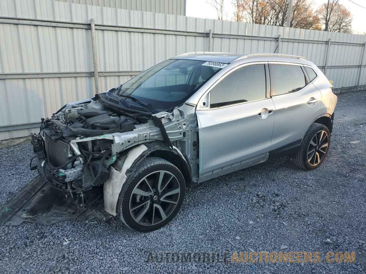 JN1BJ1CR6JW207354 NISSAN ROGUE 2018