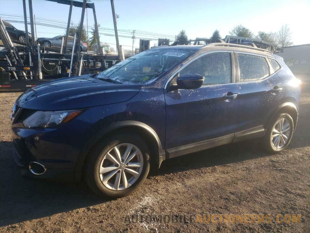 JN1BJ1CR6JW208164 NISSAN ROGUE 2018