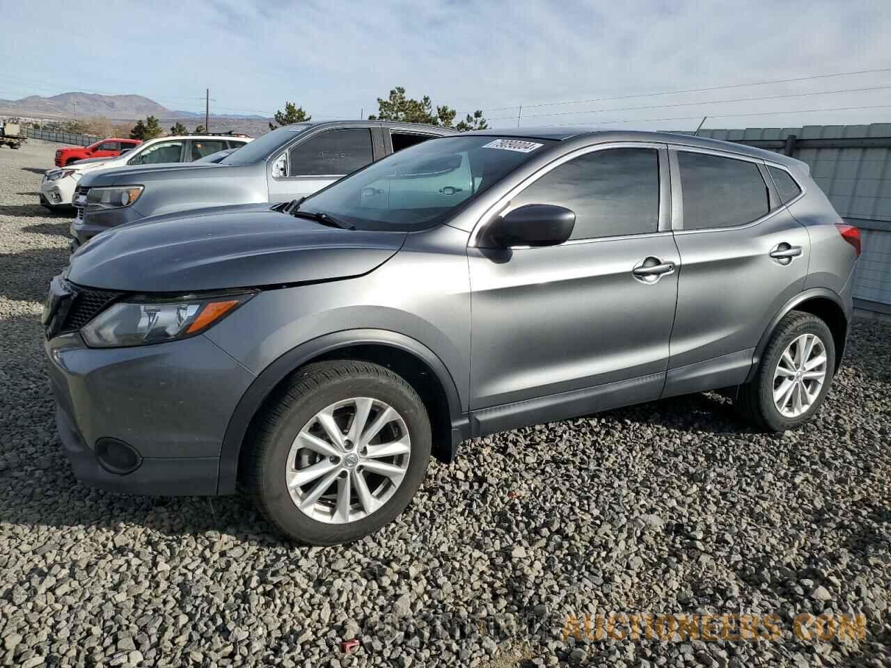 JN1BJ1CR6JW255176 NISSAN ROGUE 2018